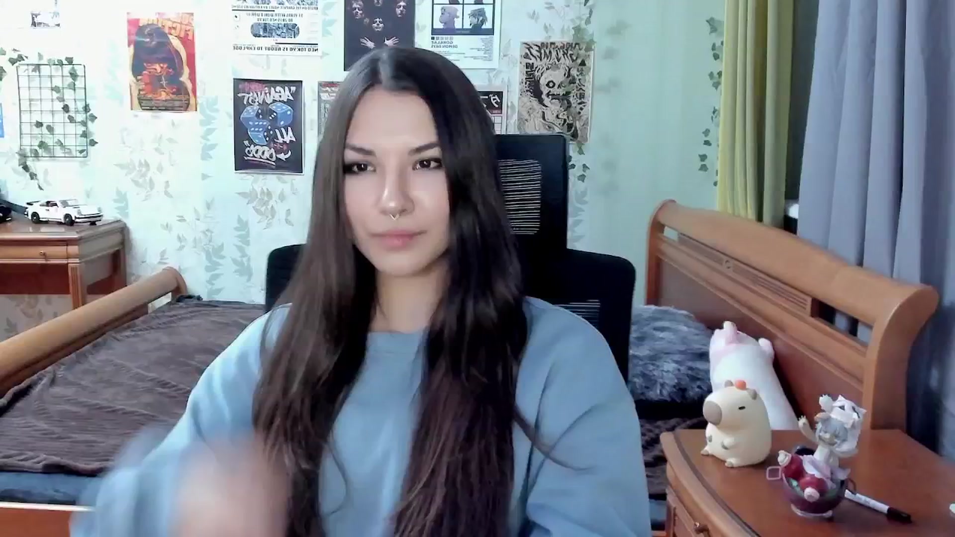 Gallery image thumbnail from AmnesiaGirl1's myfreecams stream on, 10/03/2025, 19:38 image 14 of 20