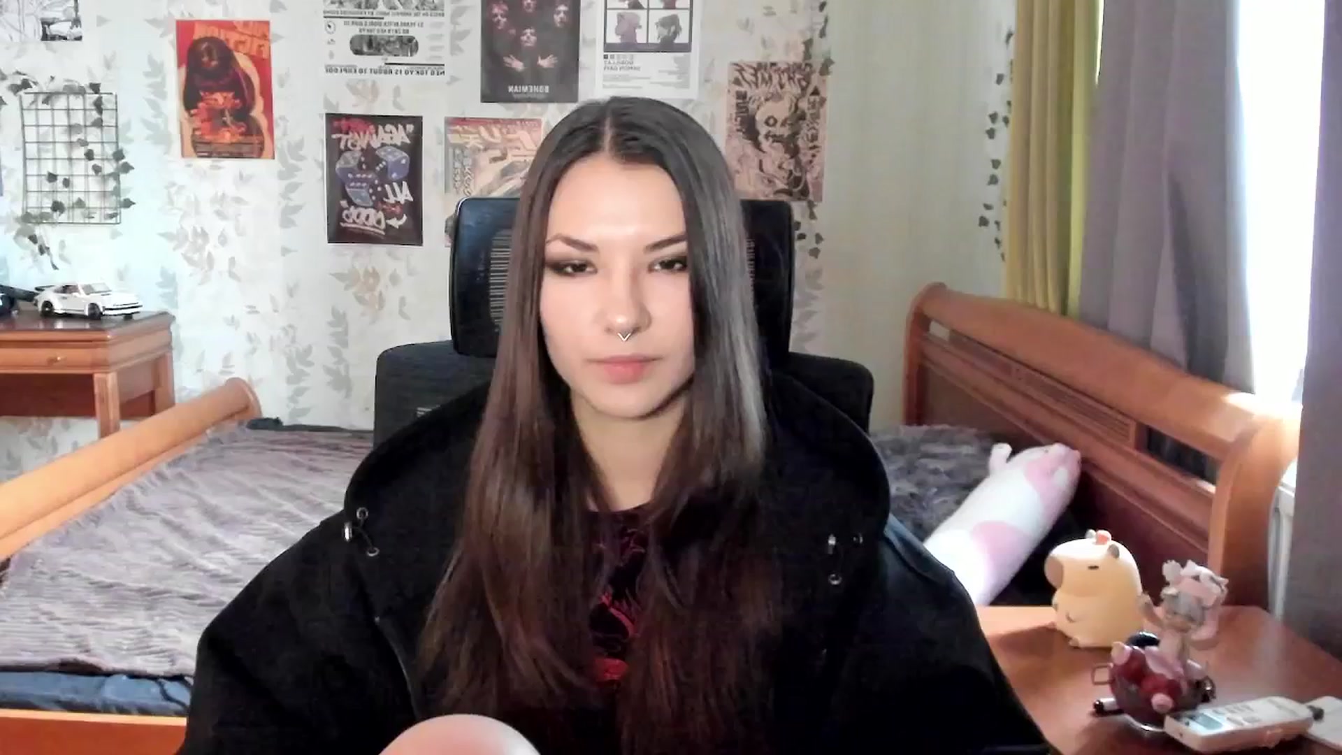 Gallery image thumbnail from AmnesiaGirl1's myfreecams stream on, 10/05/2025, 11:50 image 3 of 20