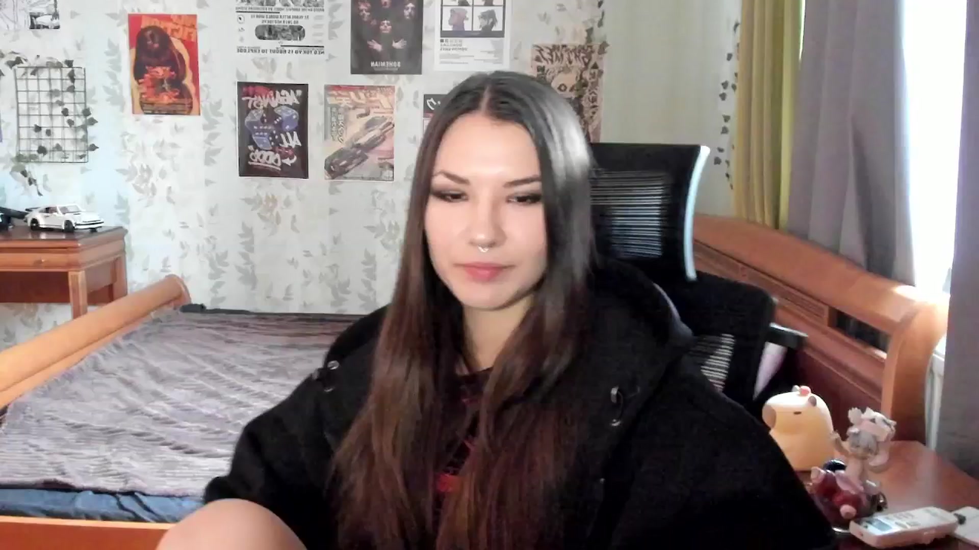 Gallery image thumbnail from AmnesiaGirl1's myfreecams stream on, 10/05/2025, 11:50 image 8 of 20