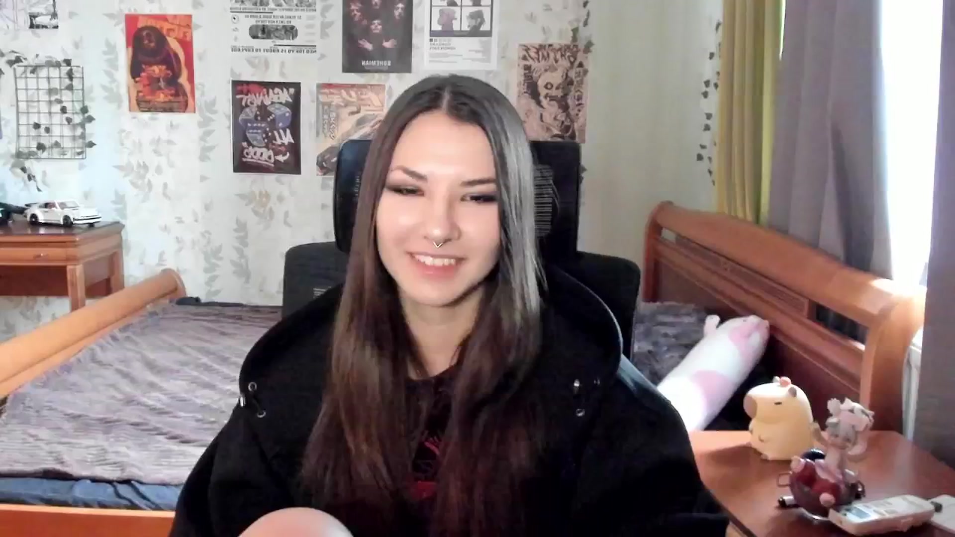 Gallery image thumbnail from AmnesiaGirl1's myfreecams stream on, 10/05/2025, 11:50 image 7 of 20