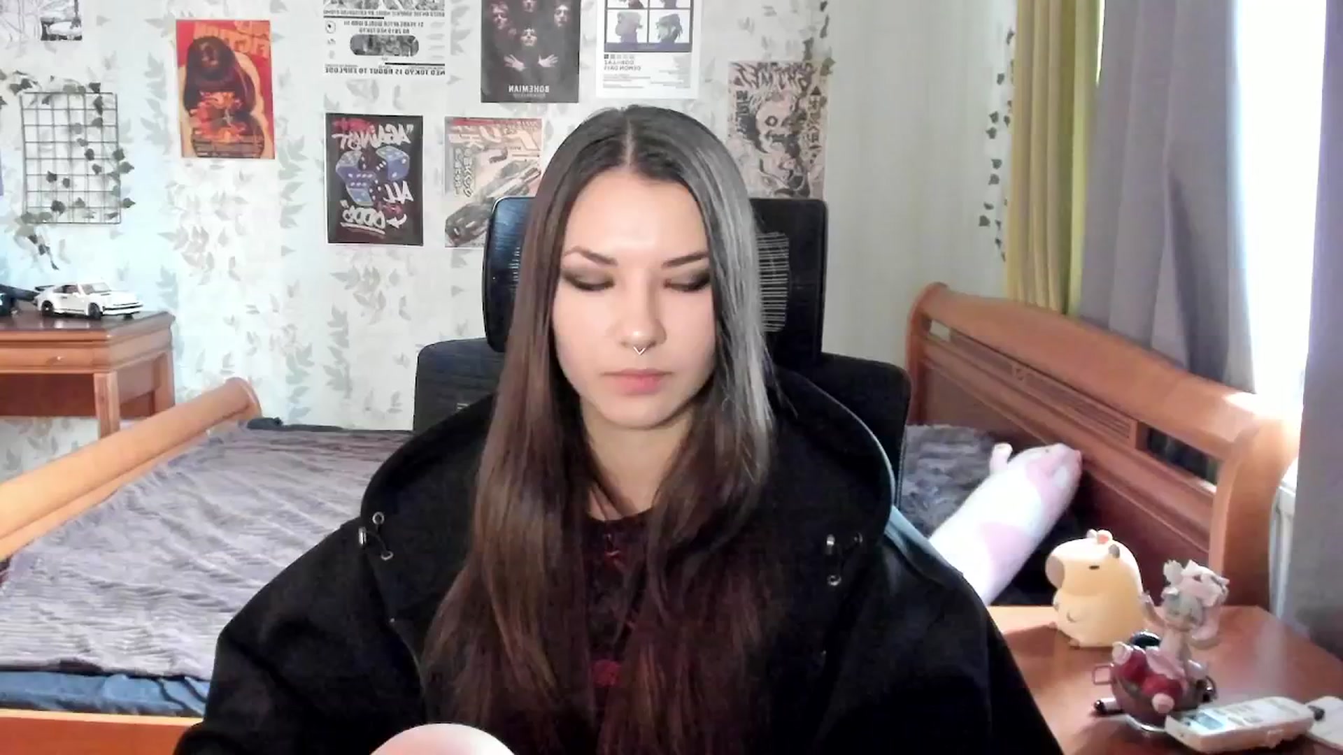 Gallery image thumbnail from AmnesiaGirl1's myfreecams stream on, 10/05/2025, 11:50 image 15 of 20