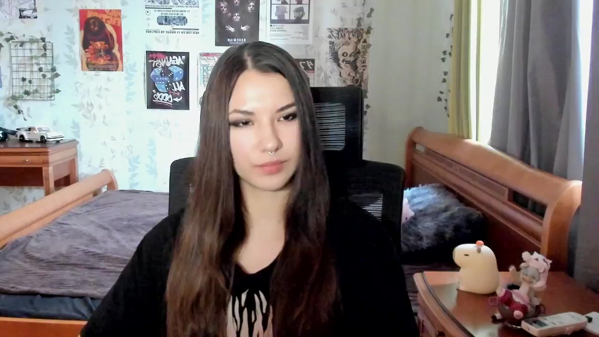 Gallery image thumbnail from AmnesiaGirl1's myfreecams stream on, 10/06/2025, 14:05 image 15 of 20