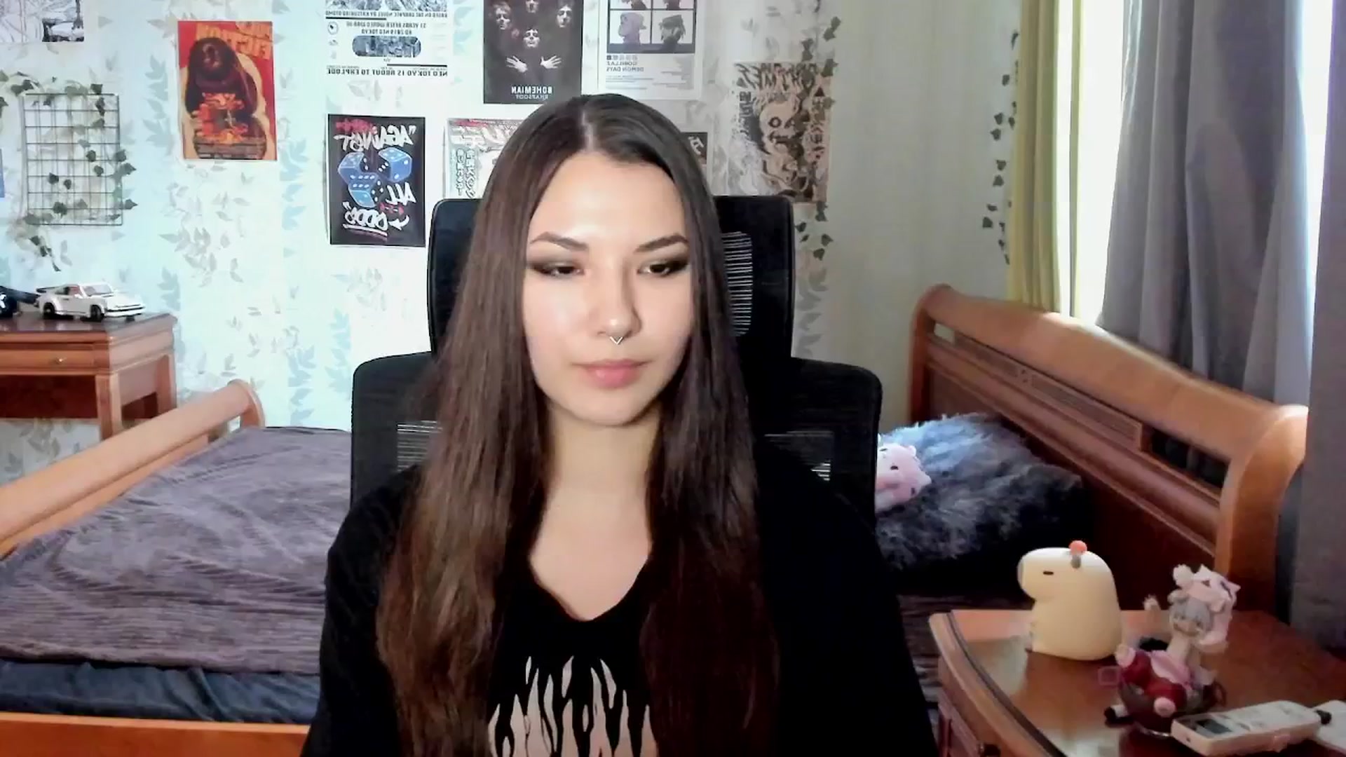 Gallery image thumbnail from AmnesiaGirl1's myfreecams stream on, 10/06/2025, 14:05 image 18 of 20