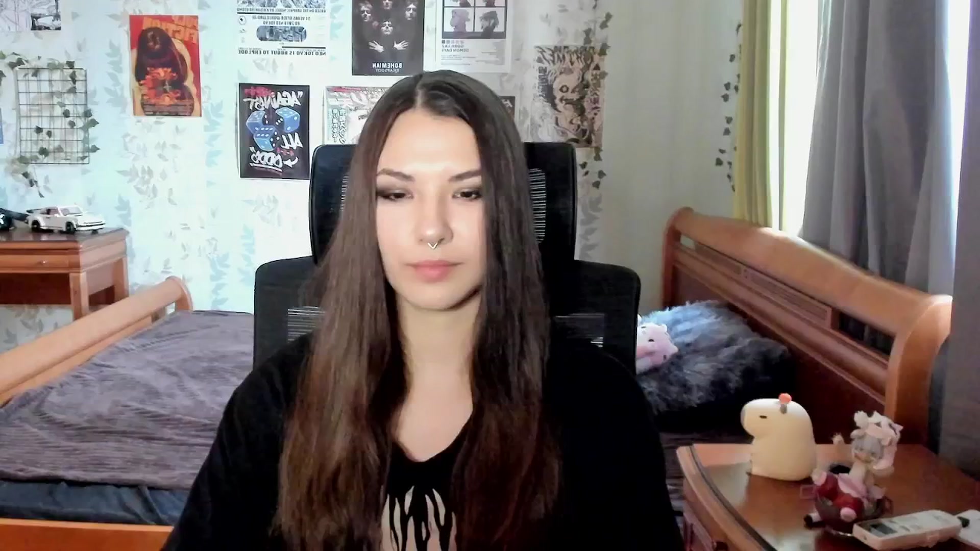 Gallery image thumbnail from AmnesiaGirl1's myfreecams stream on, 10/06/2025, 14:05 image 17 of 20