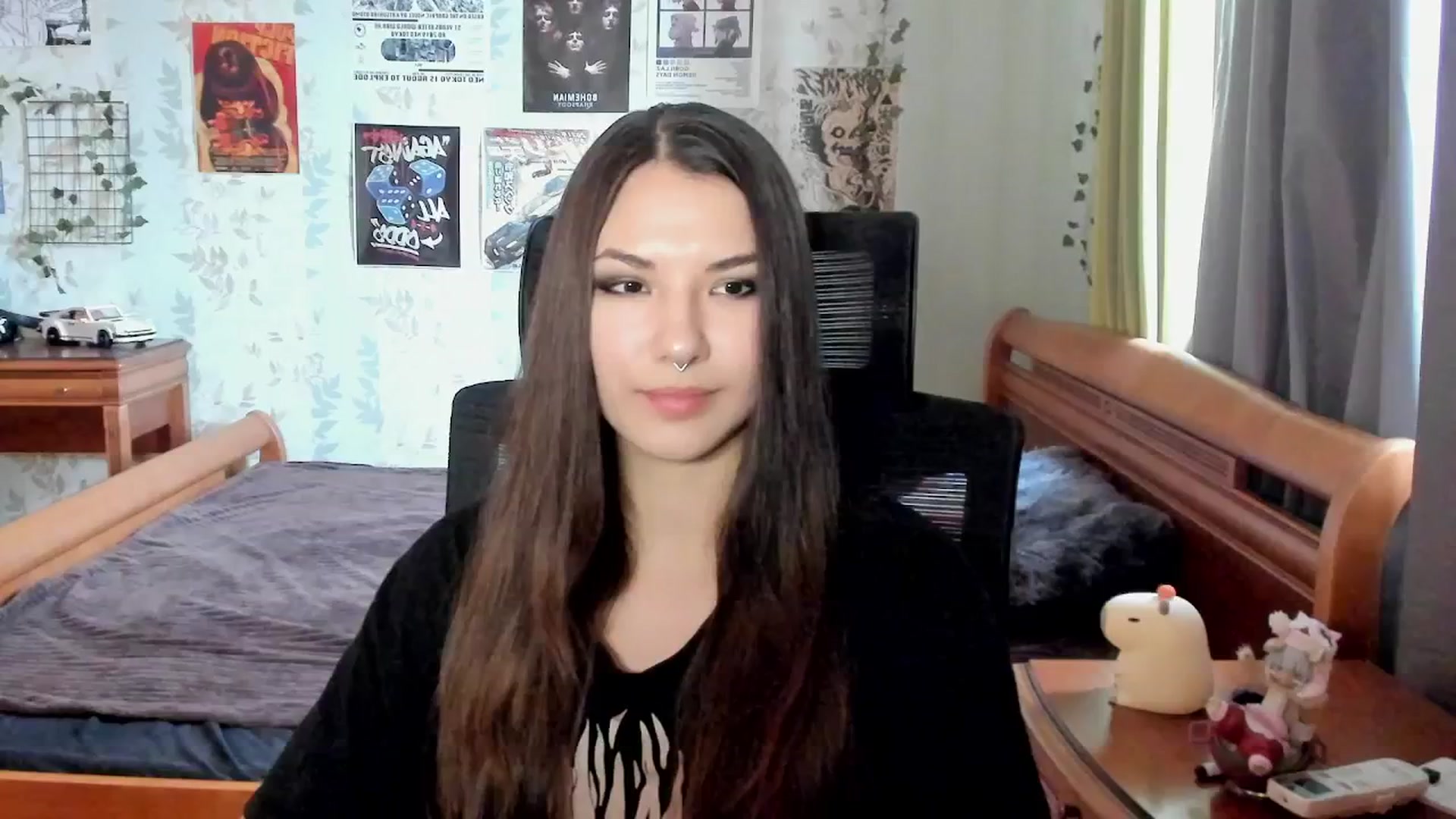 Gallery image thumbnail from AmnesiaGirl1's myfreecams stream on, 10/06/2025, 14:05 image 16 of 20