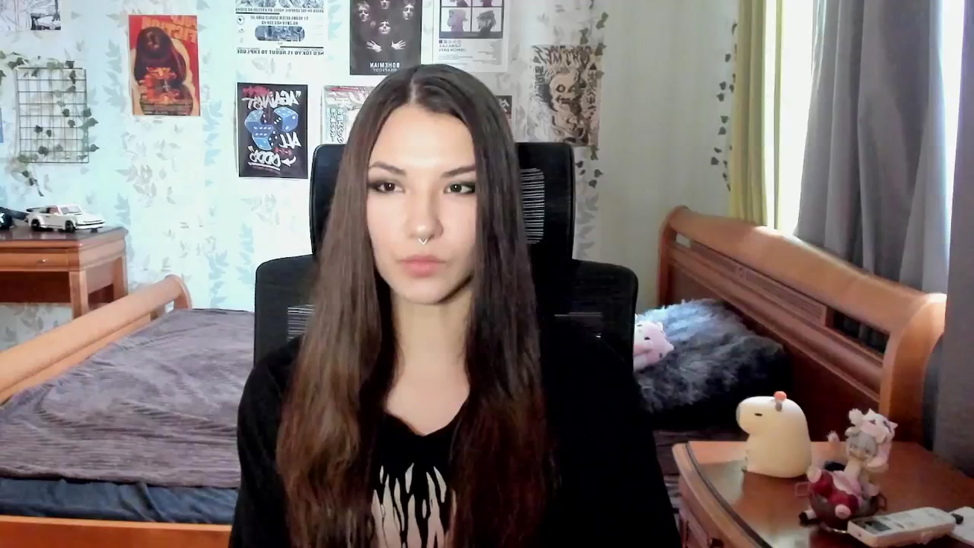 Gallery image thumbnail from AmnesiaGirl1's myfreecams stream on, 10/06/2025, 14:05 image 7 of 20