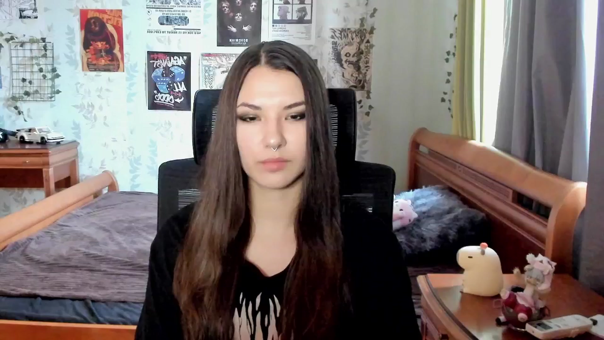 Gallery image thumbnail from AmnesiaGirl1's myfreecams stream on, 10/06/2025, 14:05 image 4 of 20