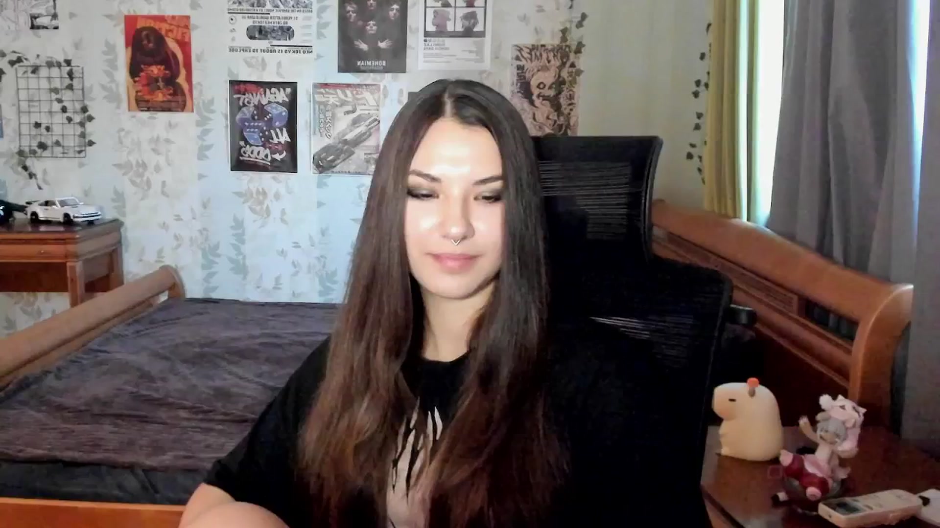 Gallery image thumbnail from AmnesiaGirl1's myfreecams stream on, 10/06/2025, 15:08 image 17 of 20