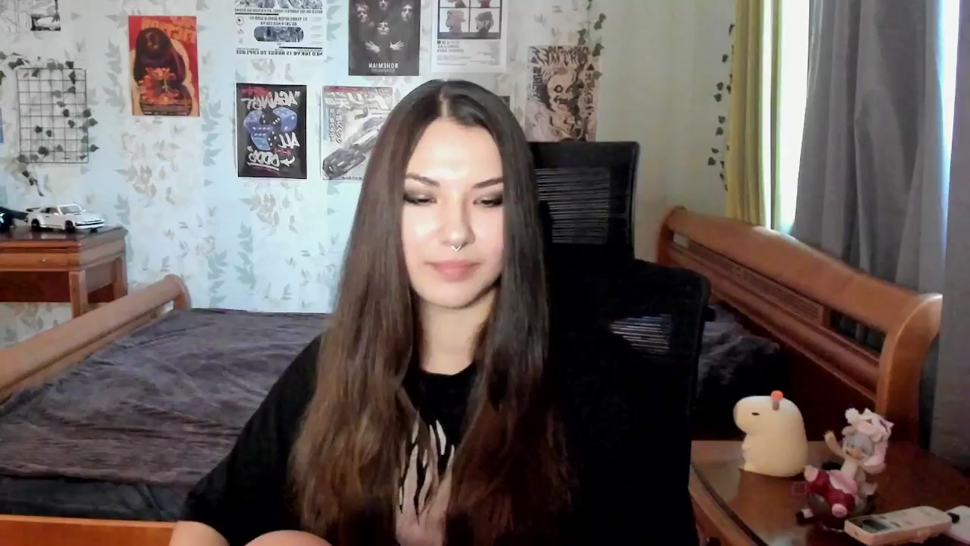 Gallery image thumbnail from AmnesiaGirl1's myfreecams stream on, 10/06/2025, 15:08 image 4 of 20