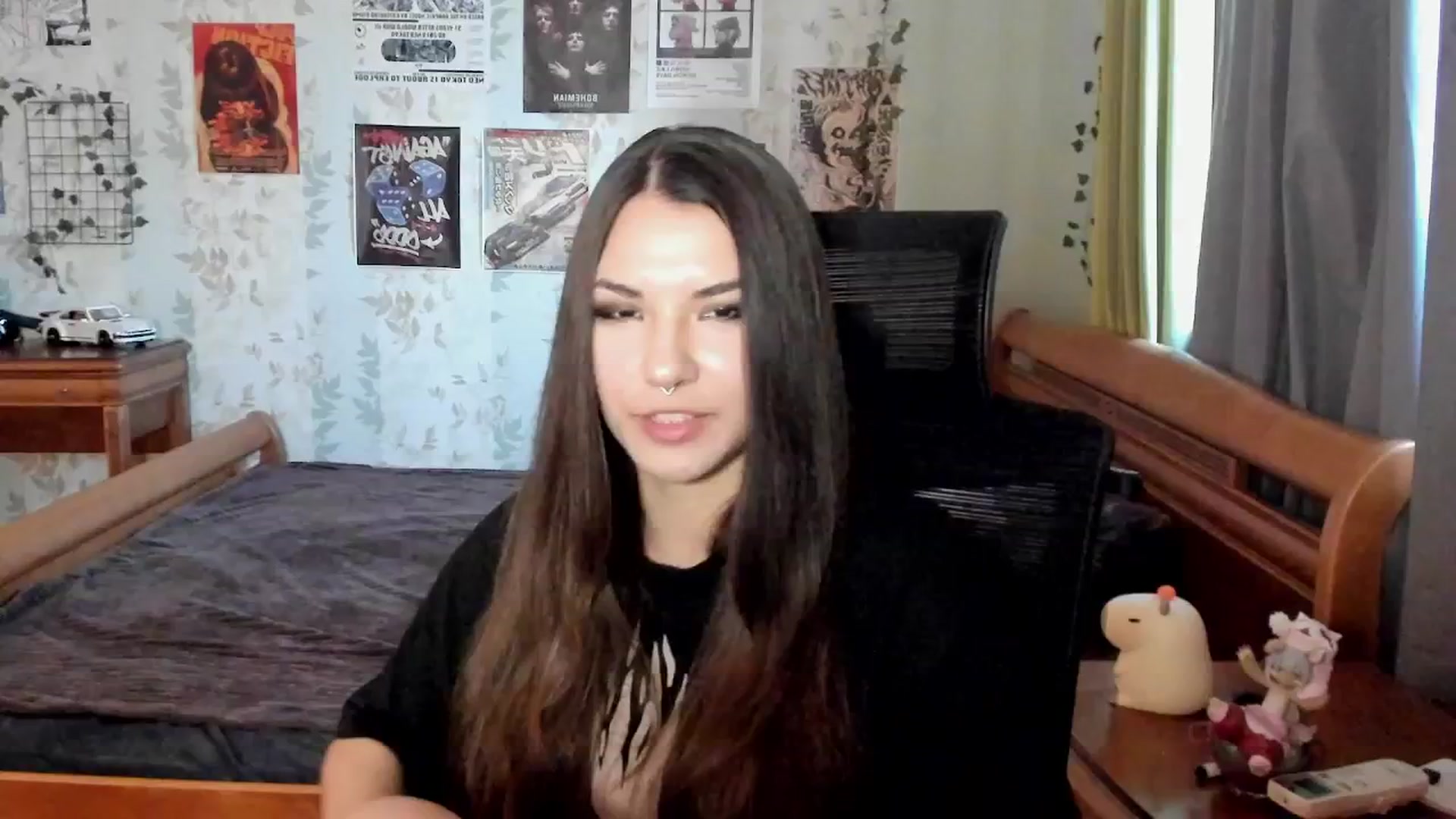 Gallery image thumbnail from AmnesiaGirl1's myfreecams stream on, 10/06/2025, 15:08 image 9 of 20