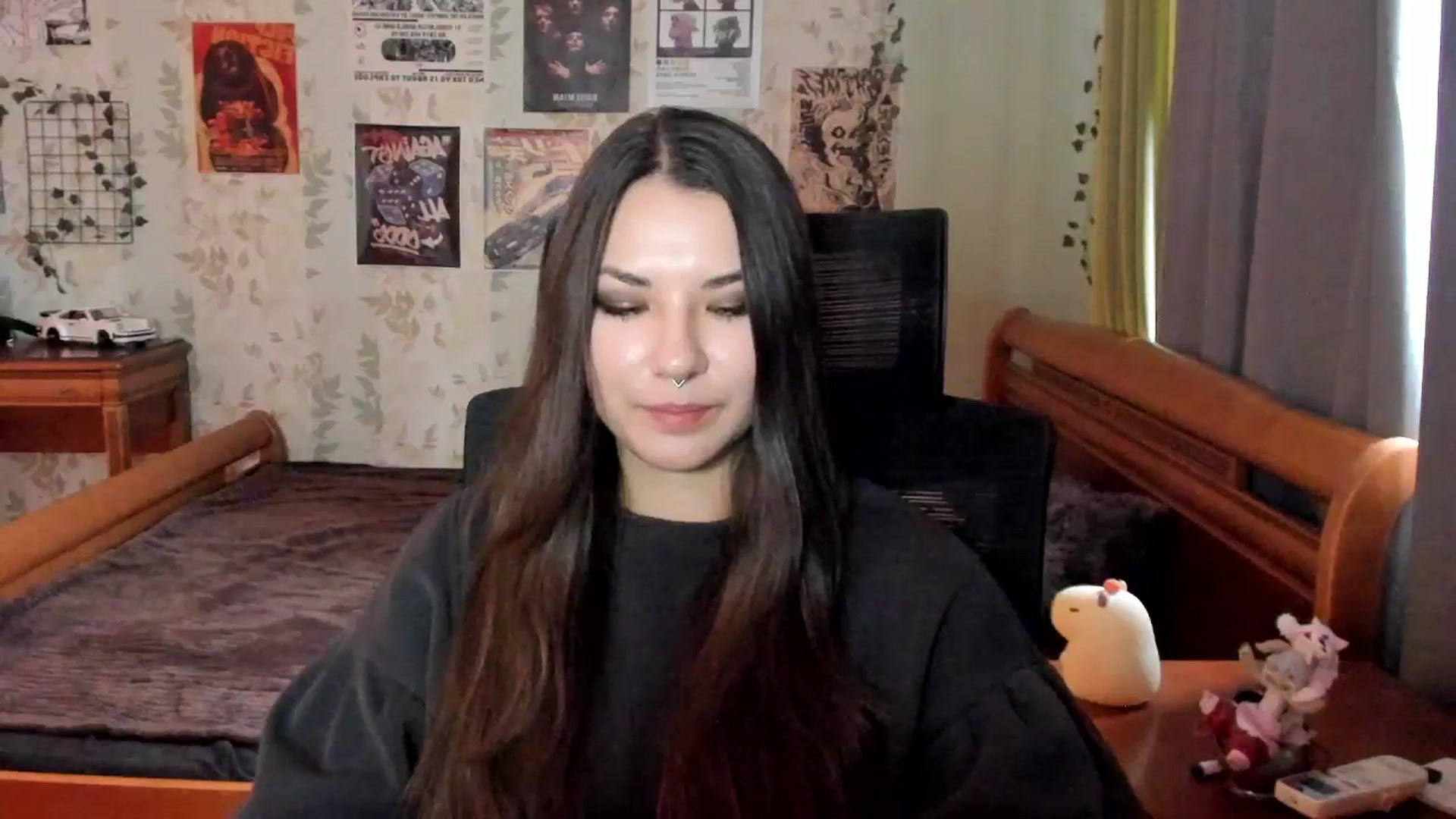 Gallery image thumbnail from AmnesiaGirl1's myfreecams stream on, 10/07/2025, 14:45 image 13 of 20