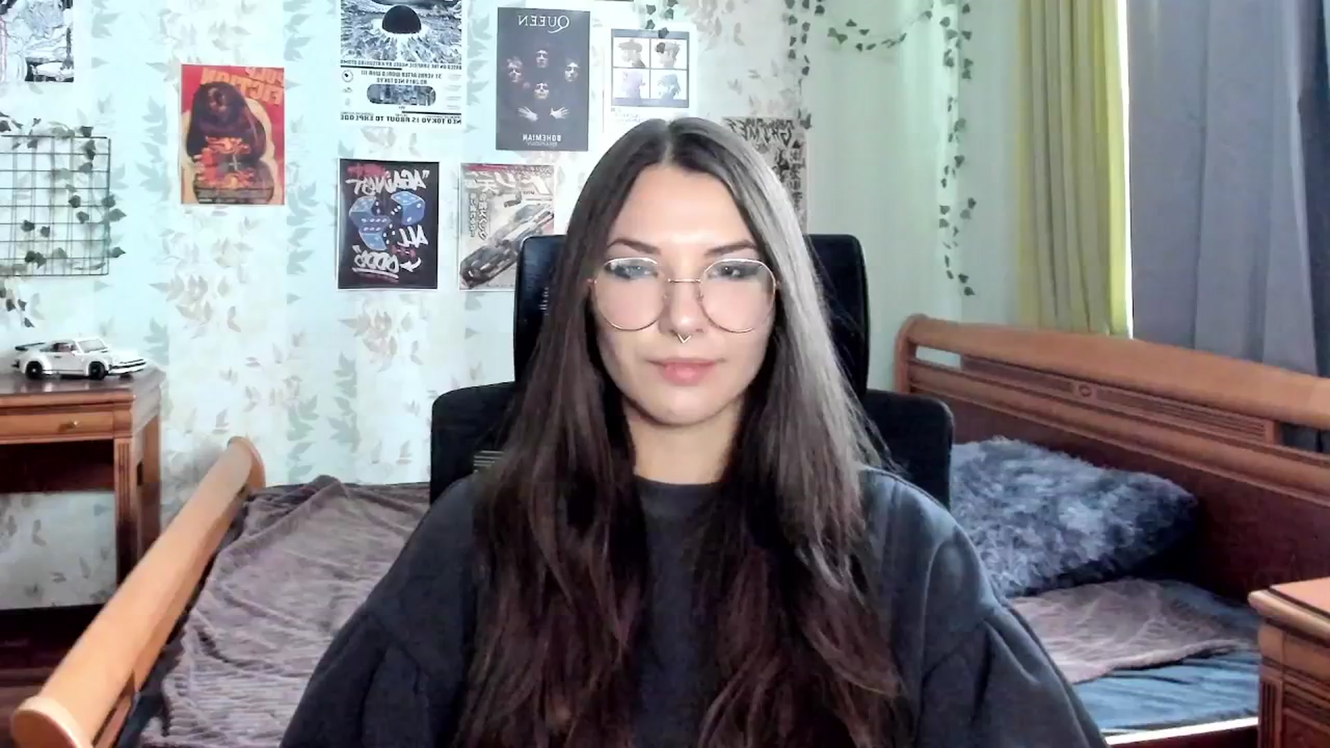 Gallery image thumbnail from AmnesiaGirl1's myfreecams stream on, 10/19/2025, 11:41 image 18 of 20