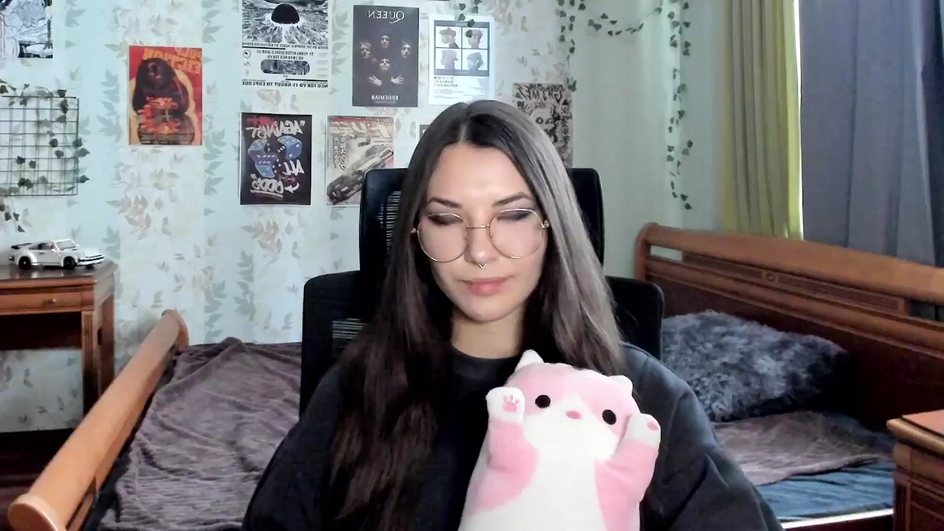 Gallery image thumbnail from AmnesiaGirl1's myfreecams stream on, 10/19/2025, 11:41 image 7 of 20