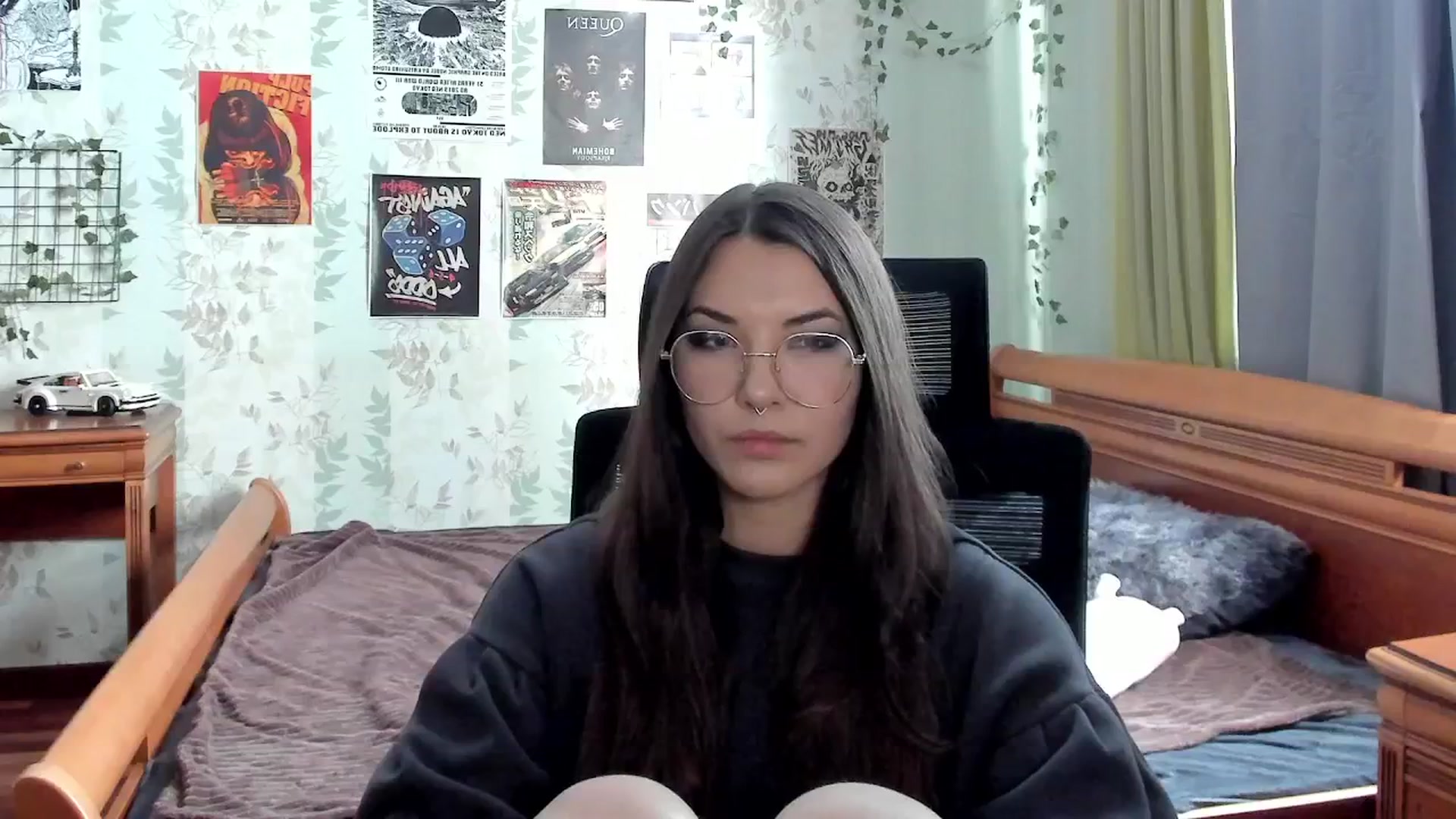 Gallery image thumbnail from AmnesiaGirl1's myfreecams stream on, 10/19/2025, 11:41 image 14 of 20