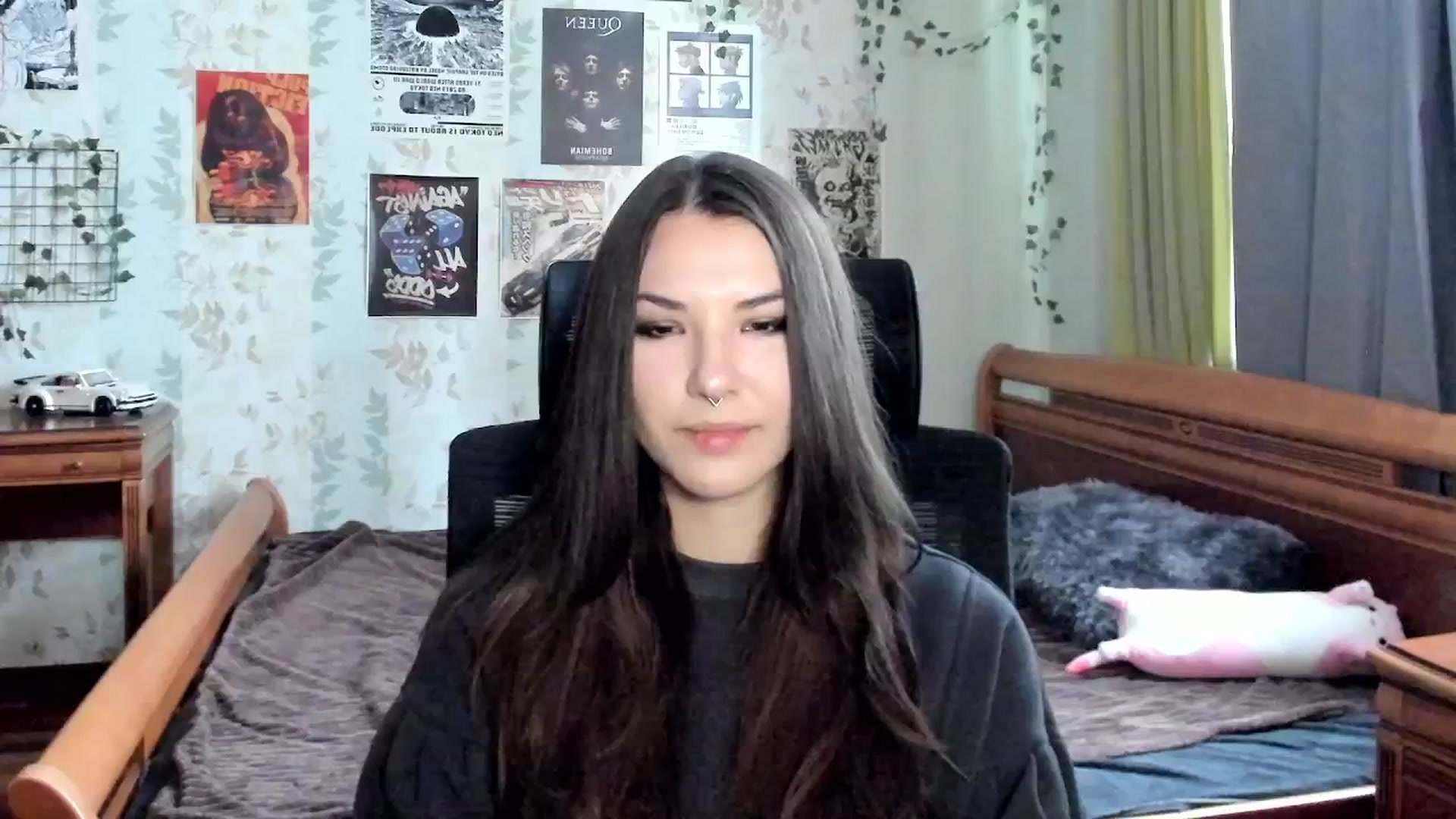Gallery image thumbnail from AmnesiaGirl1's myfreecams stream on, 10/19/2025, 11:41 image 1 of 20
