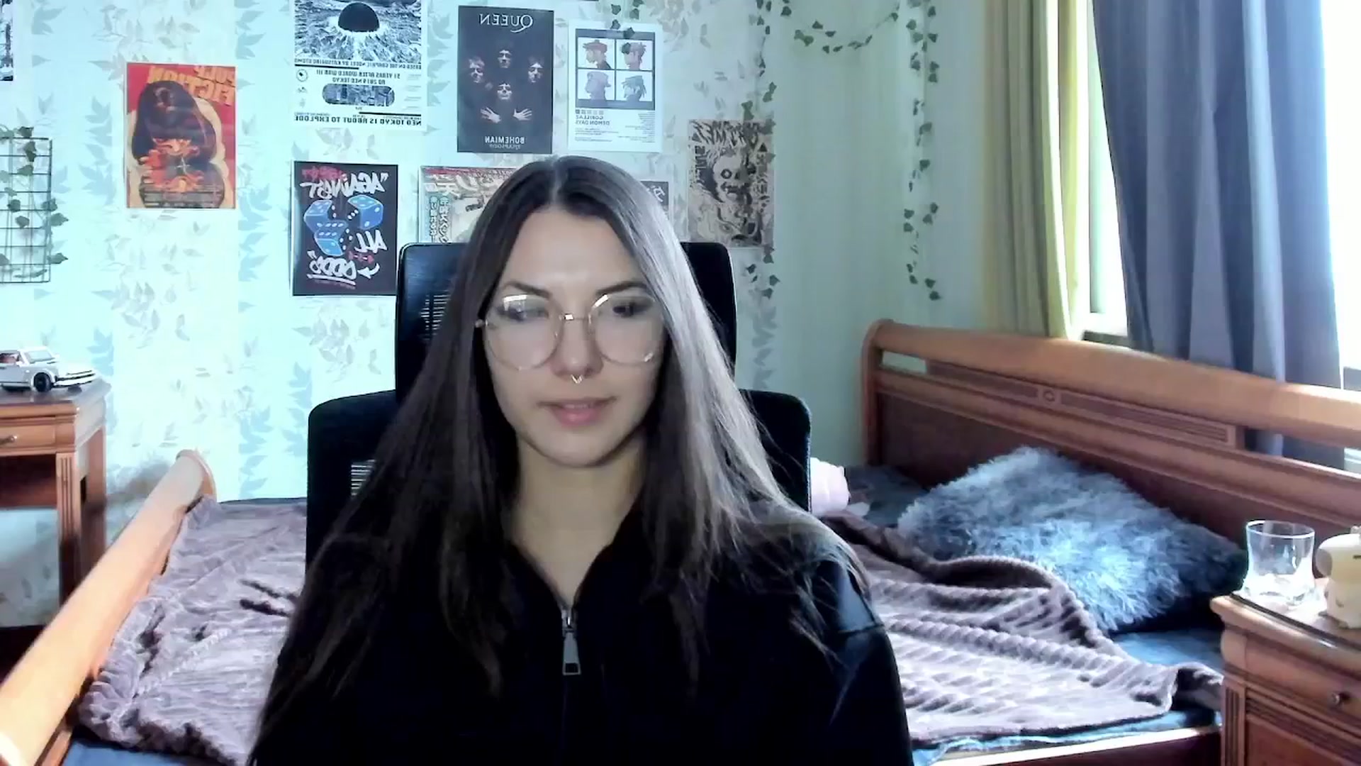 Gallery image thumbnail from AmnesiaGirl1's myfreecams stream on, 10/22/2025, 11:14 image 8 of 20
