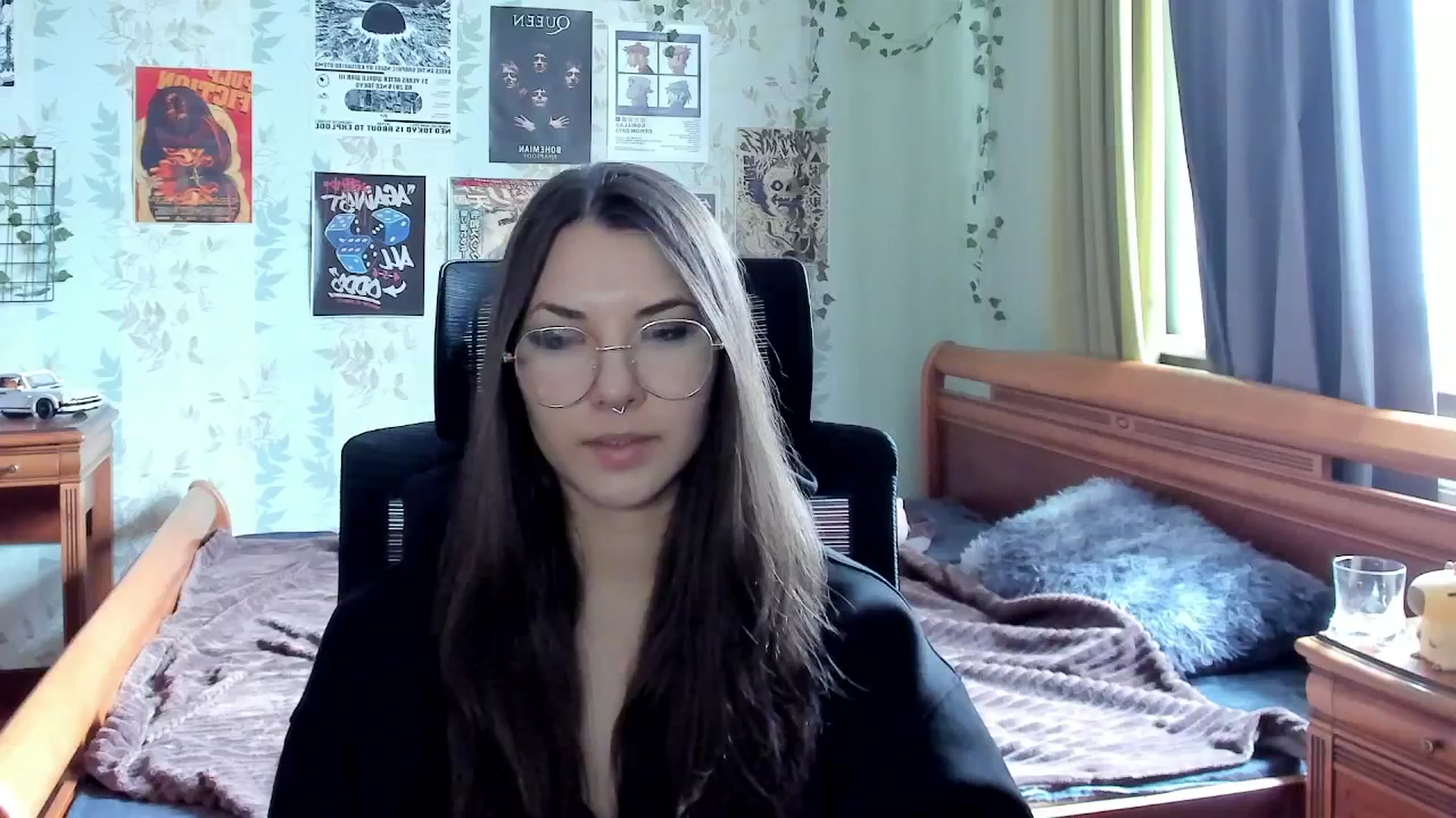 Gallery image thumbnail from AmnesiaGirl1's myfreecams stream on, 10/22/2025, 11:14 image 2 of 20