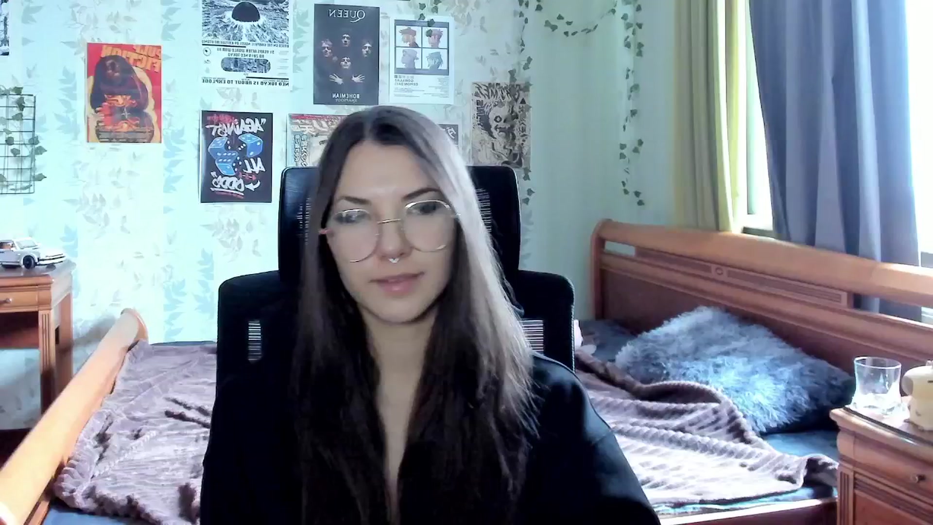 Gallery image thumbnail from AmnesiaGirl1's myfreecams stream on, 10/22/2025, 11:14 image 3 of 20