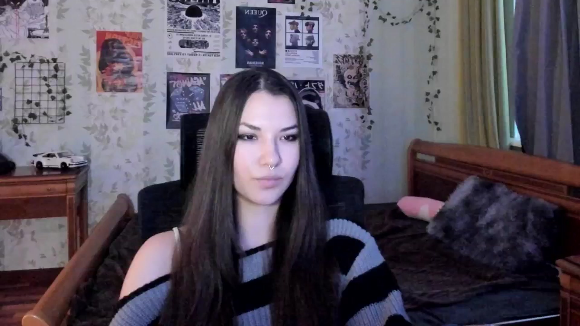 Gallery image thumbnail from AmnesiaGirl1's myfreecams stream on, 10/27/2025, 15:17 image 2 of 20