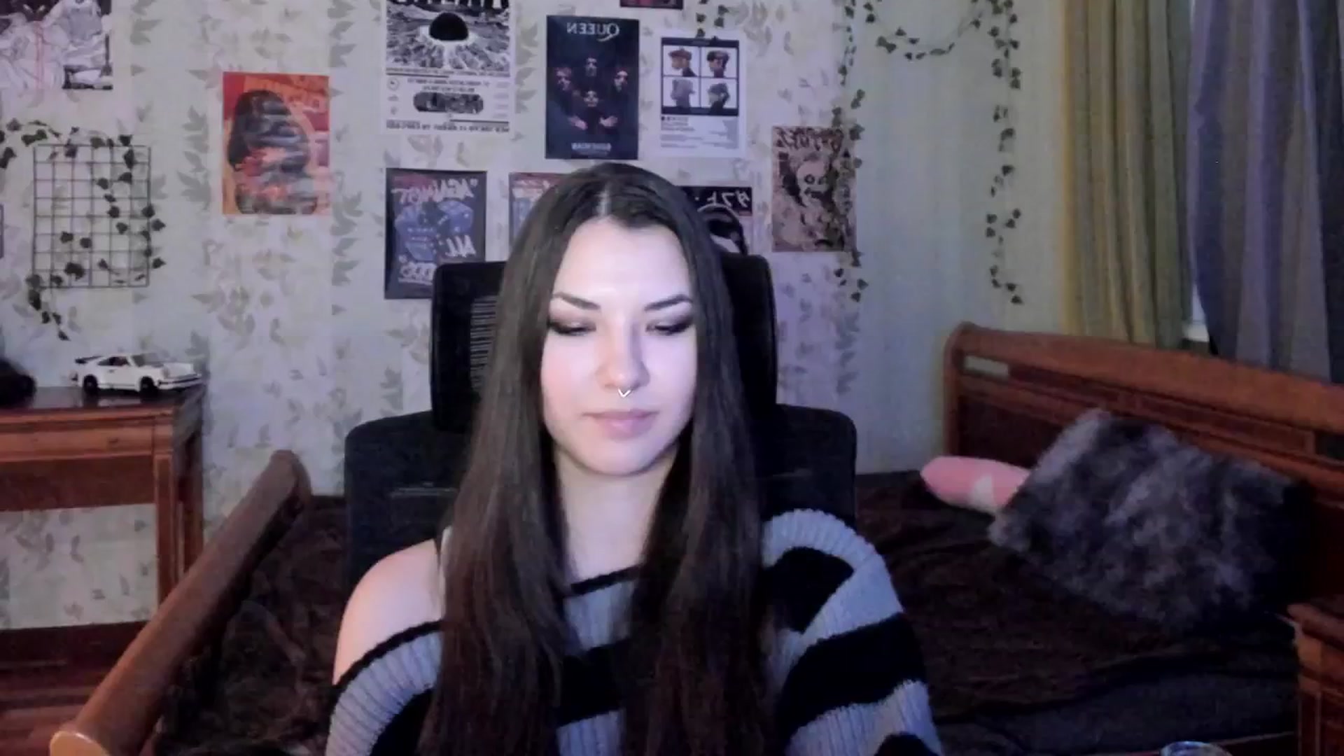 Gallery image thumbnail from AmnesiaGirl1's myfreecams stream on, 10/27/2025, 15:17 image 11 of 20