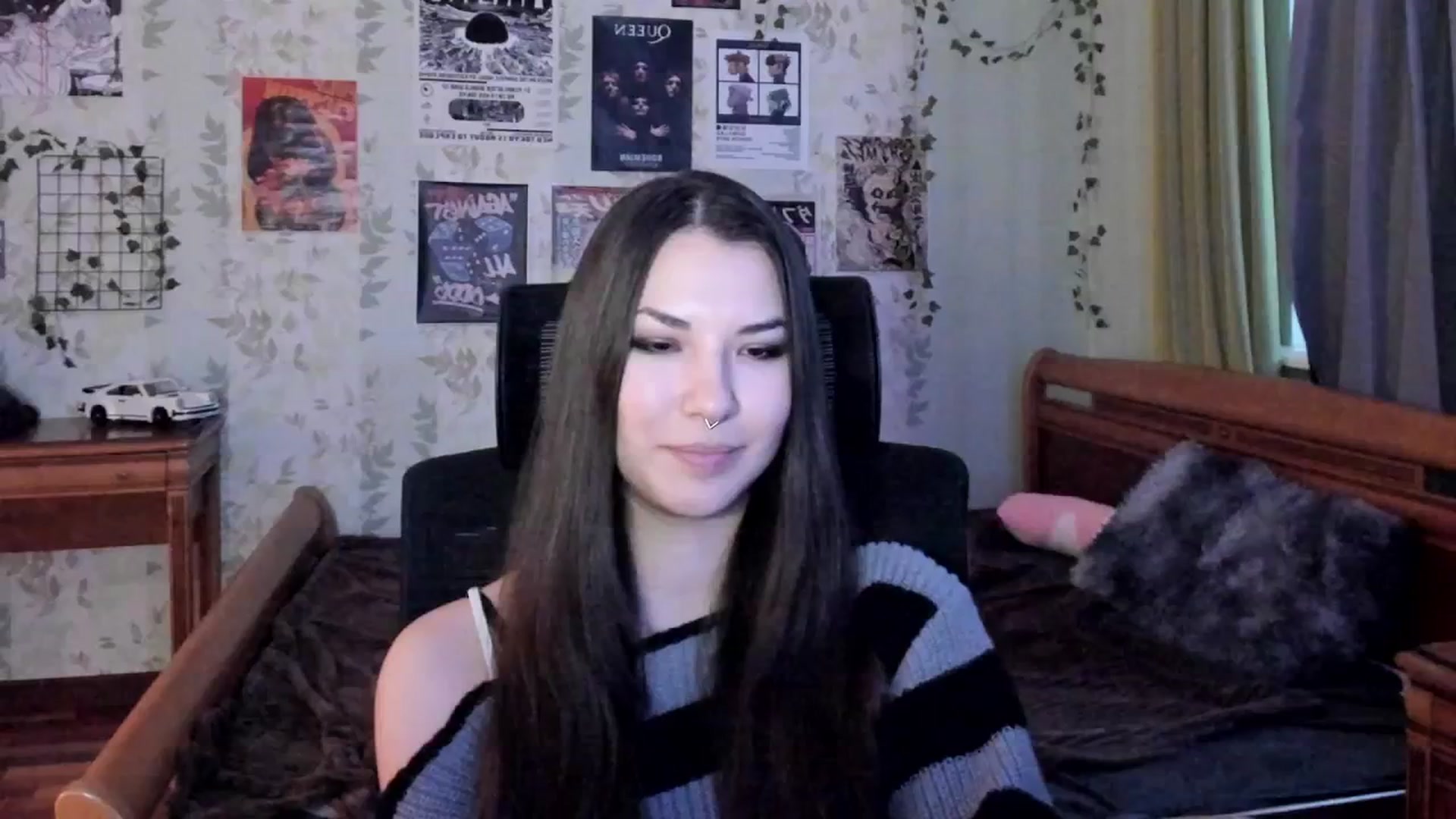 Gallery image thumbnail from AmnesiaGirl1's myfreecams stream on, 10/27/2025, 15:17 image 1 of 20