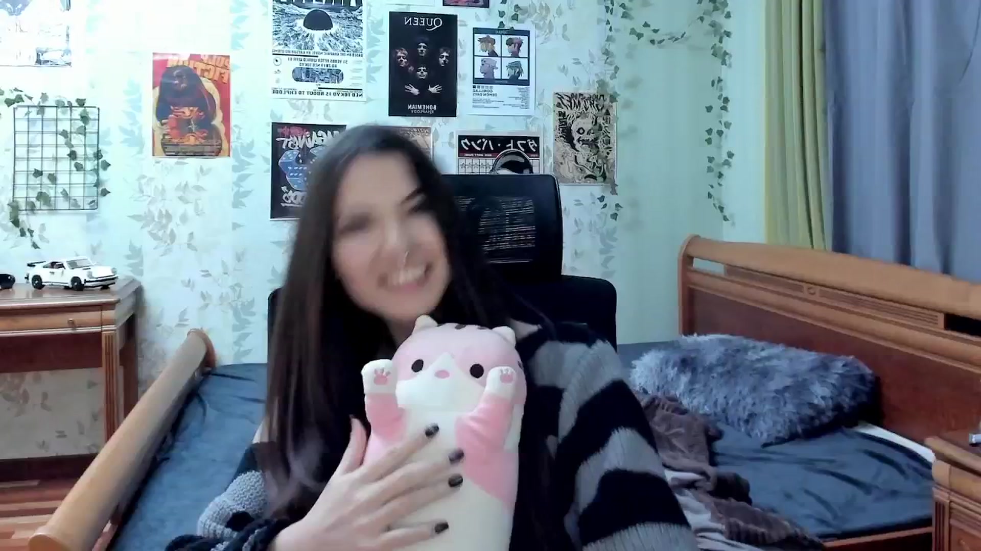 Gallery image thumbnail from AmnesiaGirl1's myfreecams stream on, 10/30/2025, 19:01 image 20 of 20
