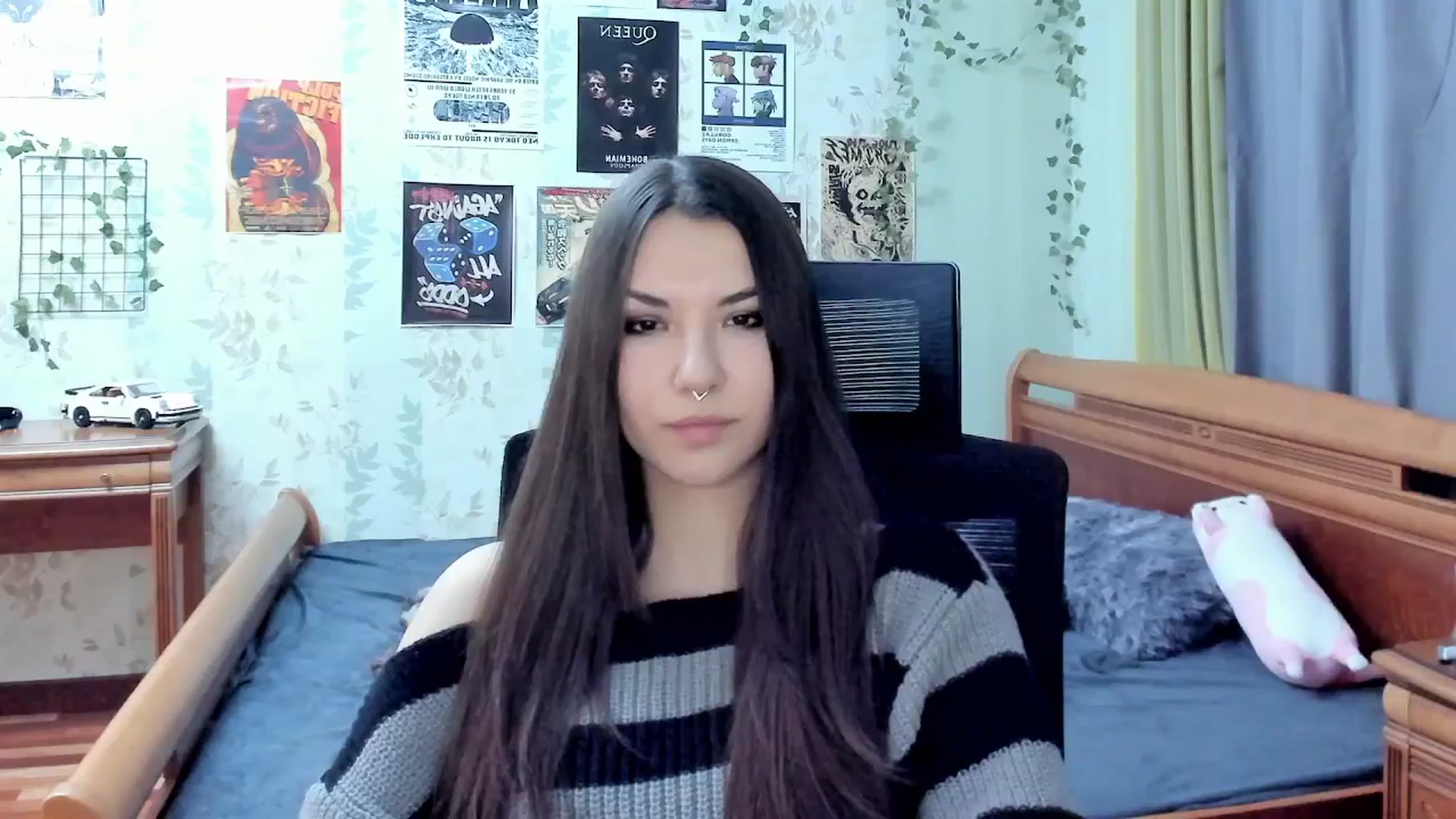 Gallery image thumbnail from AmnesiaGirl1's myfreecams stream on, 10/30/2025, 19:01 image 10 of 20