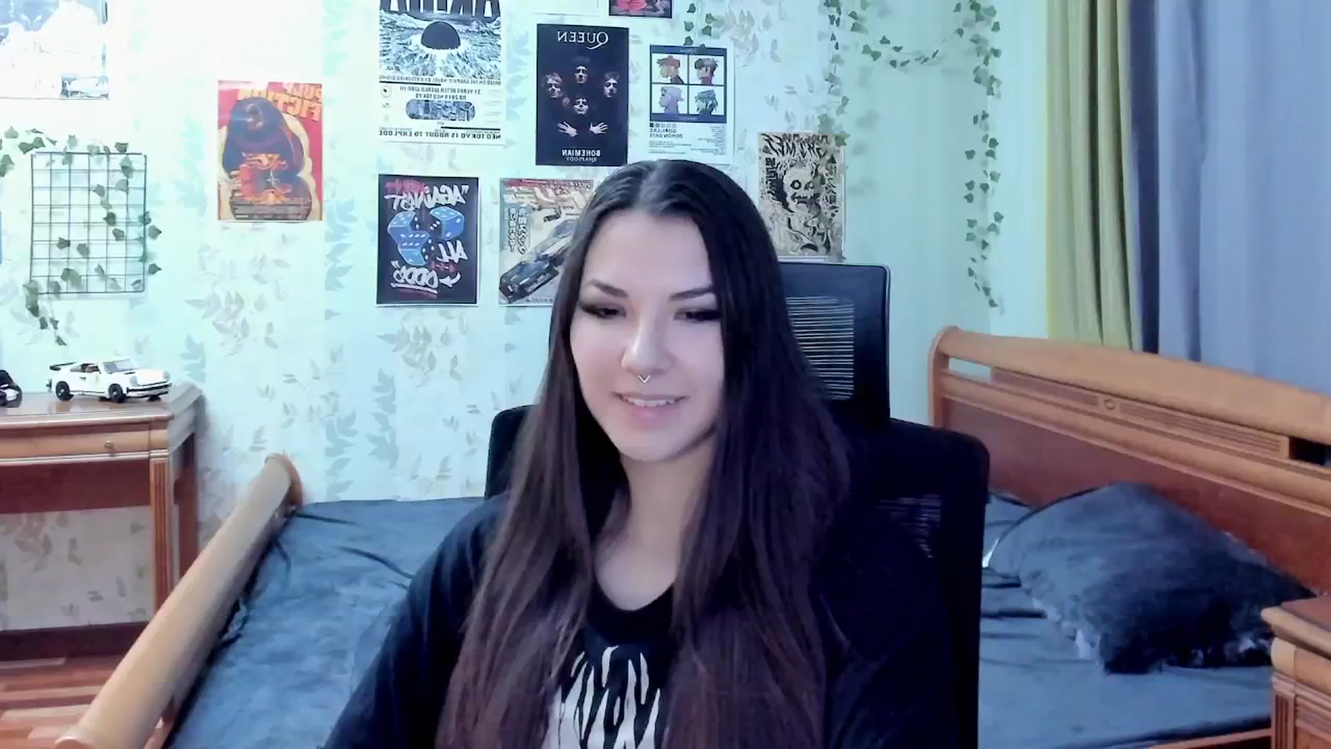Gallery image thumbnail from AmnesiaGirl1's myfreecams stream on, 11/01/2025, 15:50 image 17 of 20