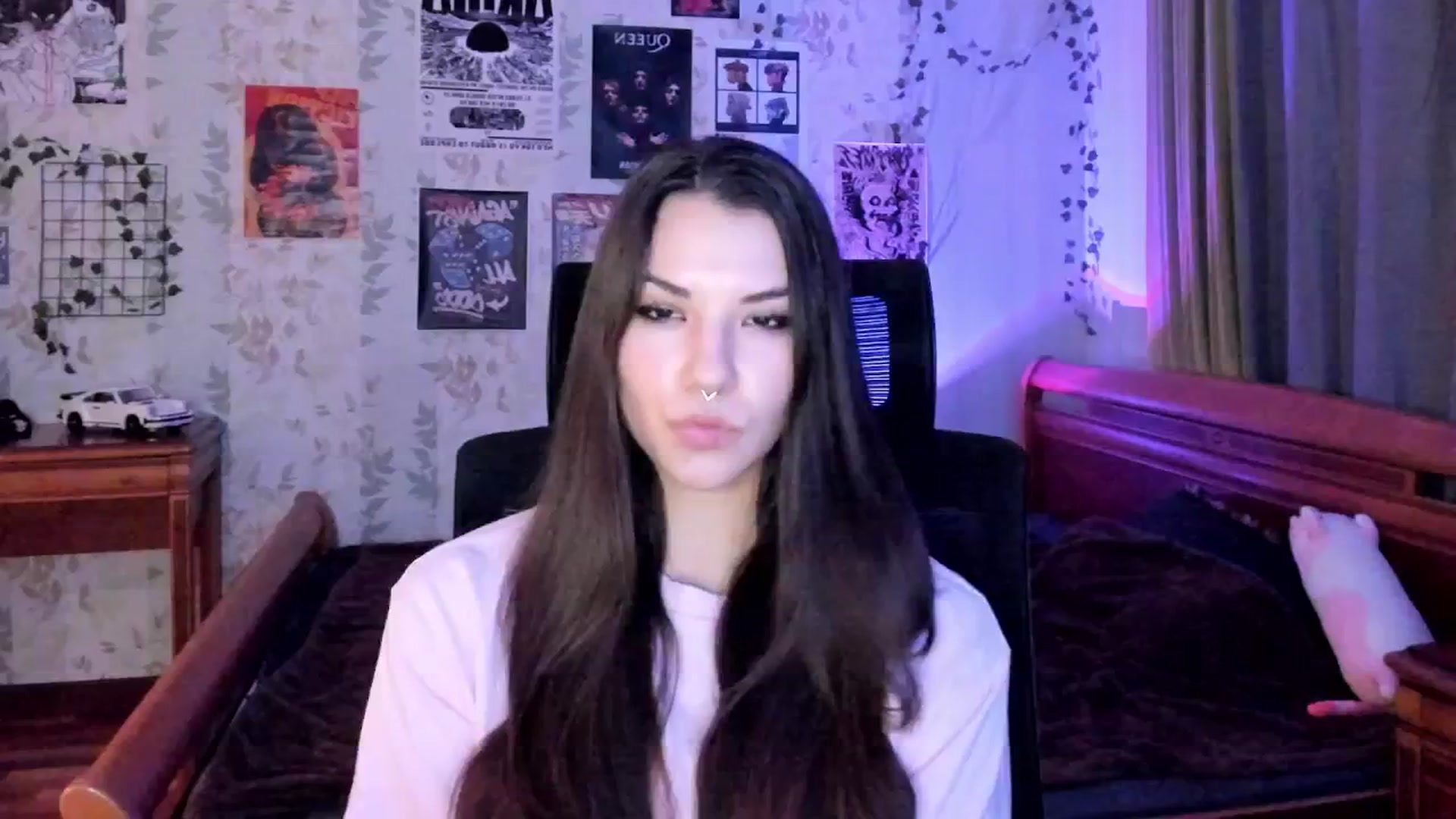 Gallery image thumbnail from AmnesiaGirl1's myfreecams stream on, 11/03/2025, 15:09 image 7 of 20
