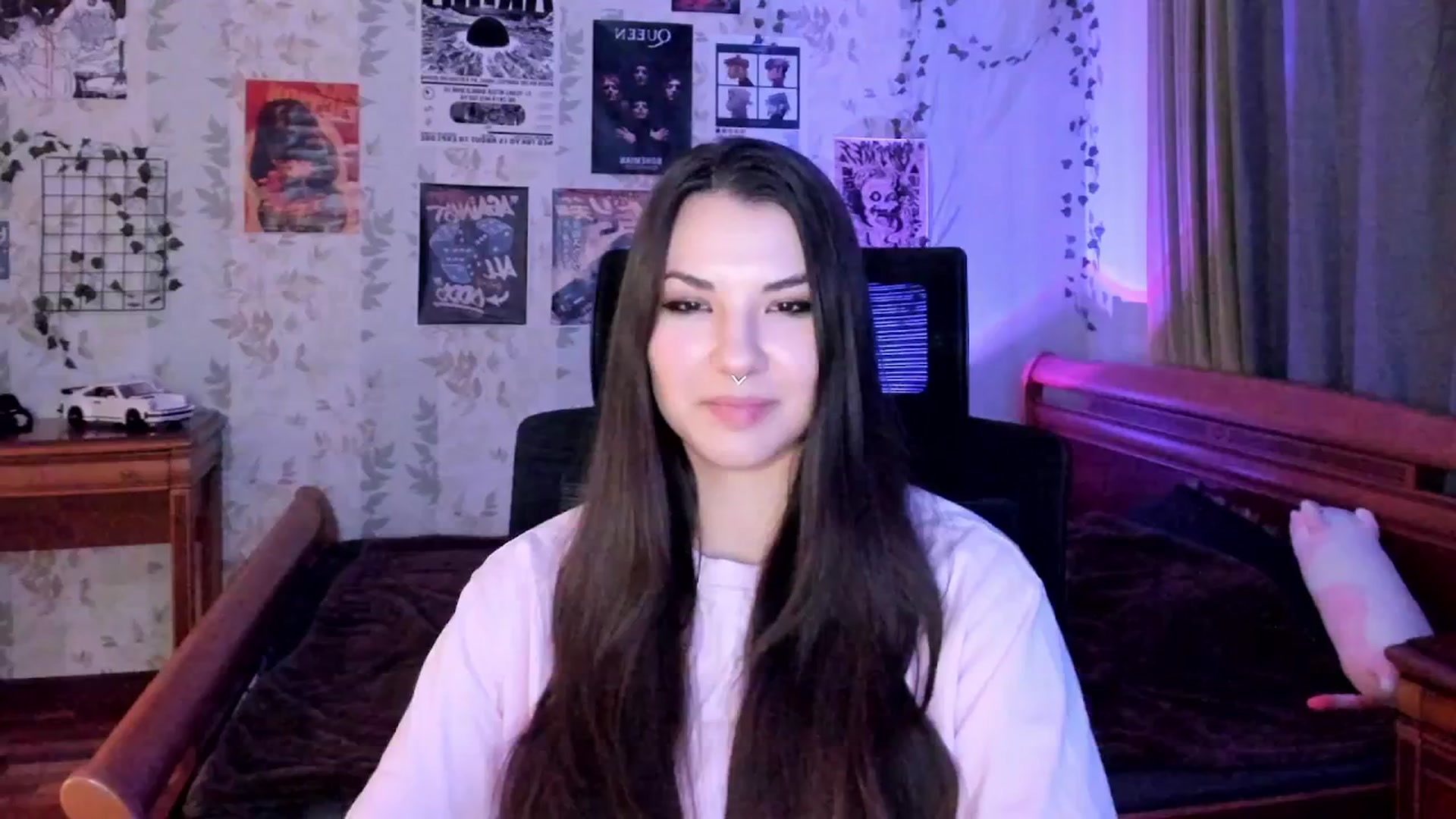 Gallery image thumbnail from AmnesiaGirl1's myfreecams stream on, 11/03/2025, 15:09 image 13 of 20