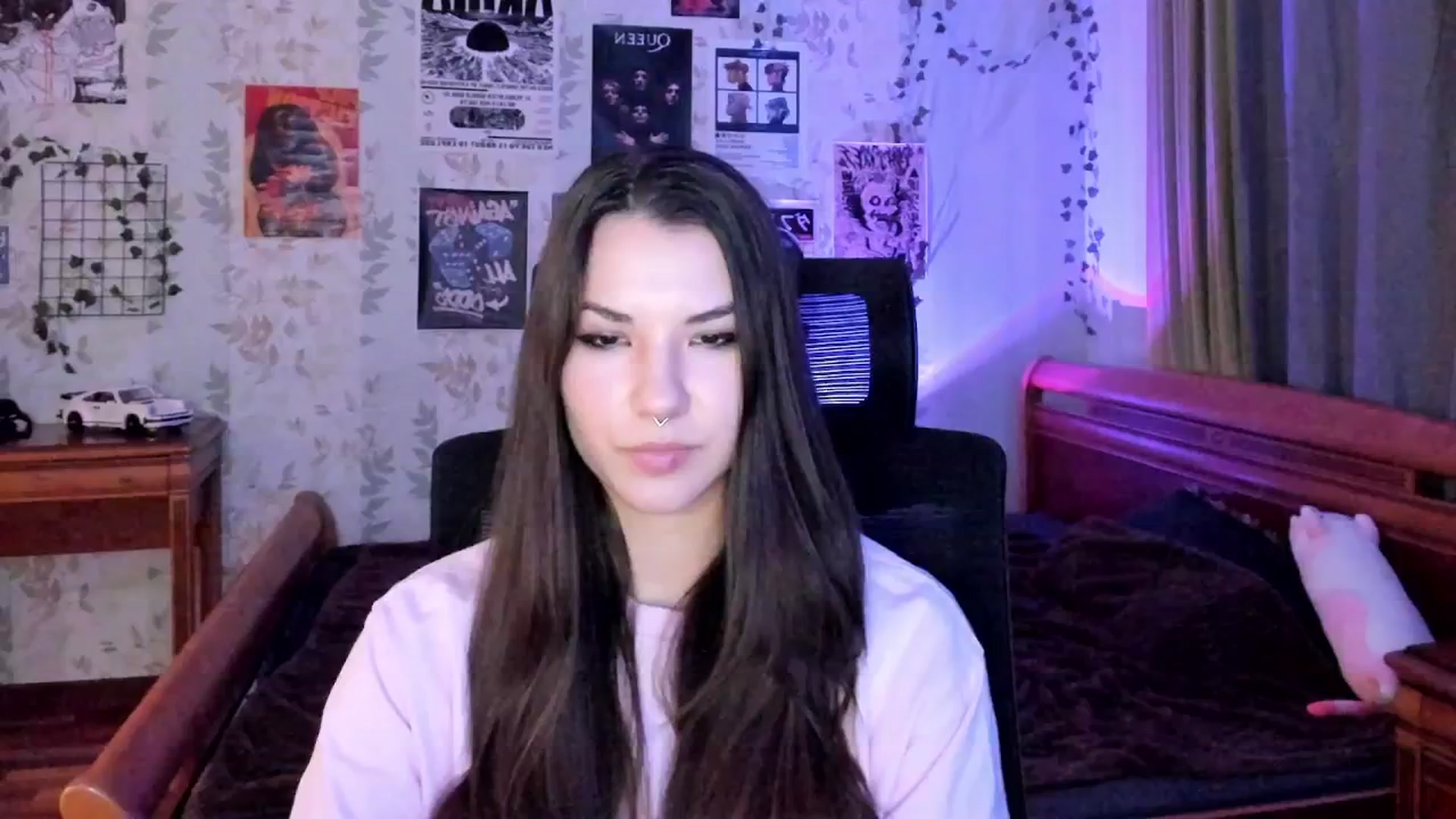 Gallery image thumbnail from AmnesiaGirl1's myfreecams stream on, 11/03/2025, 15:09 image 5 of 20