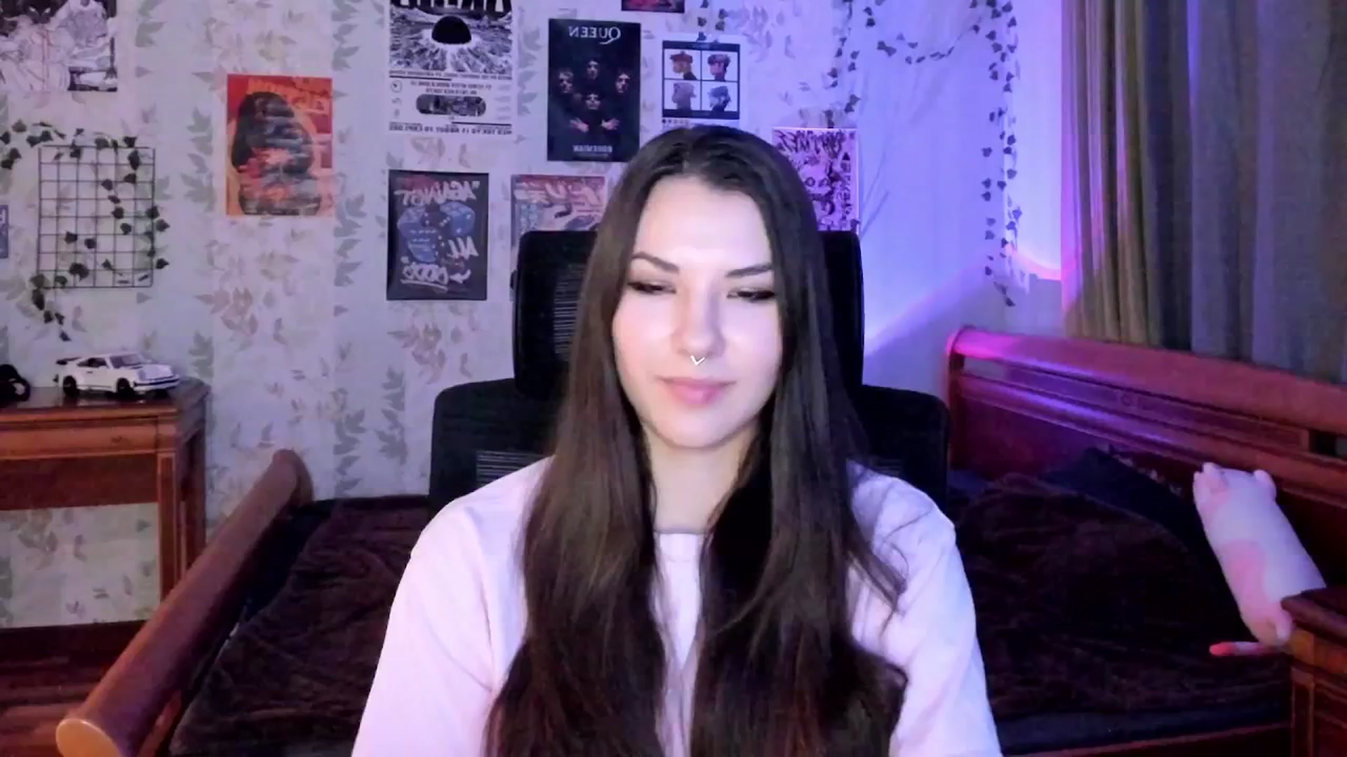 Gallery image thumbnail from AmnesiaGirl1's myfreecams stream on, 11/03/2025, 15:09 image 19 of 20