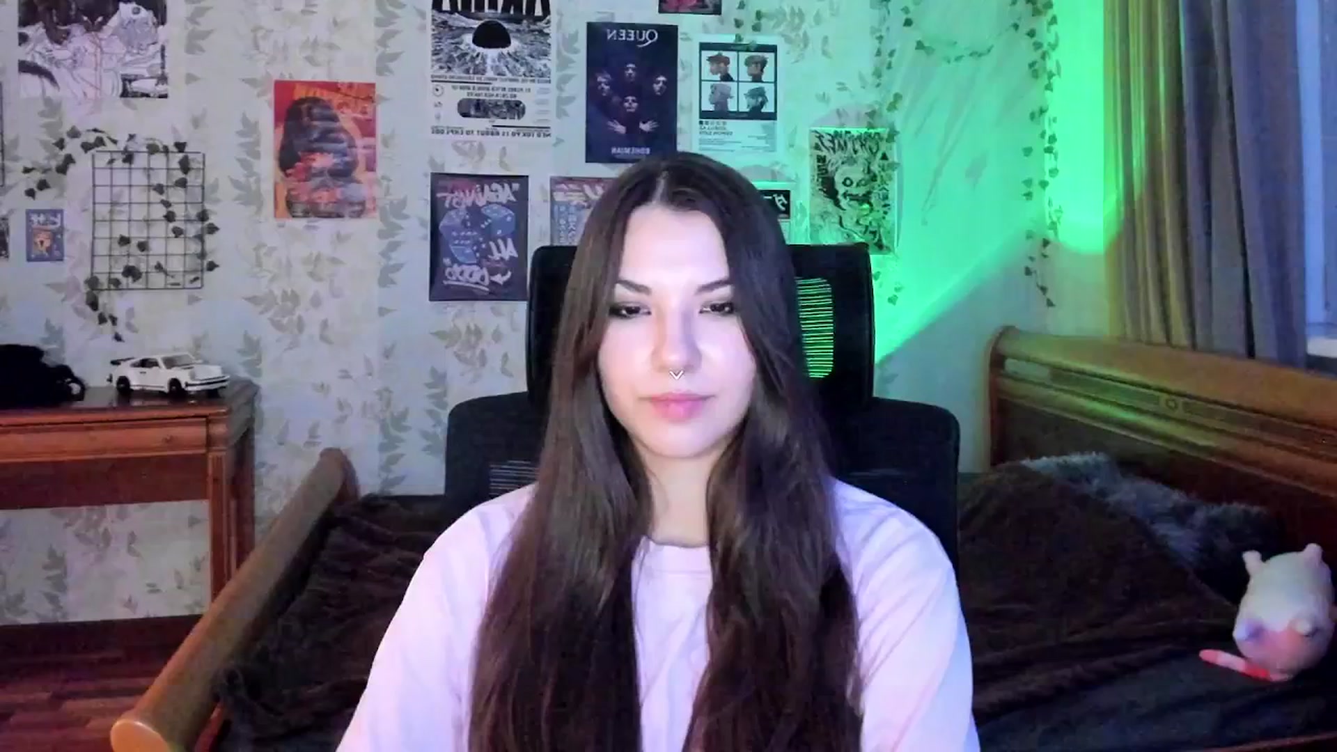 Gallery image thumbnail from AmnesiaGirl1's myfreecams stream on, 11/05/2025, 16:03 image 14 of 20