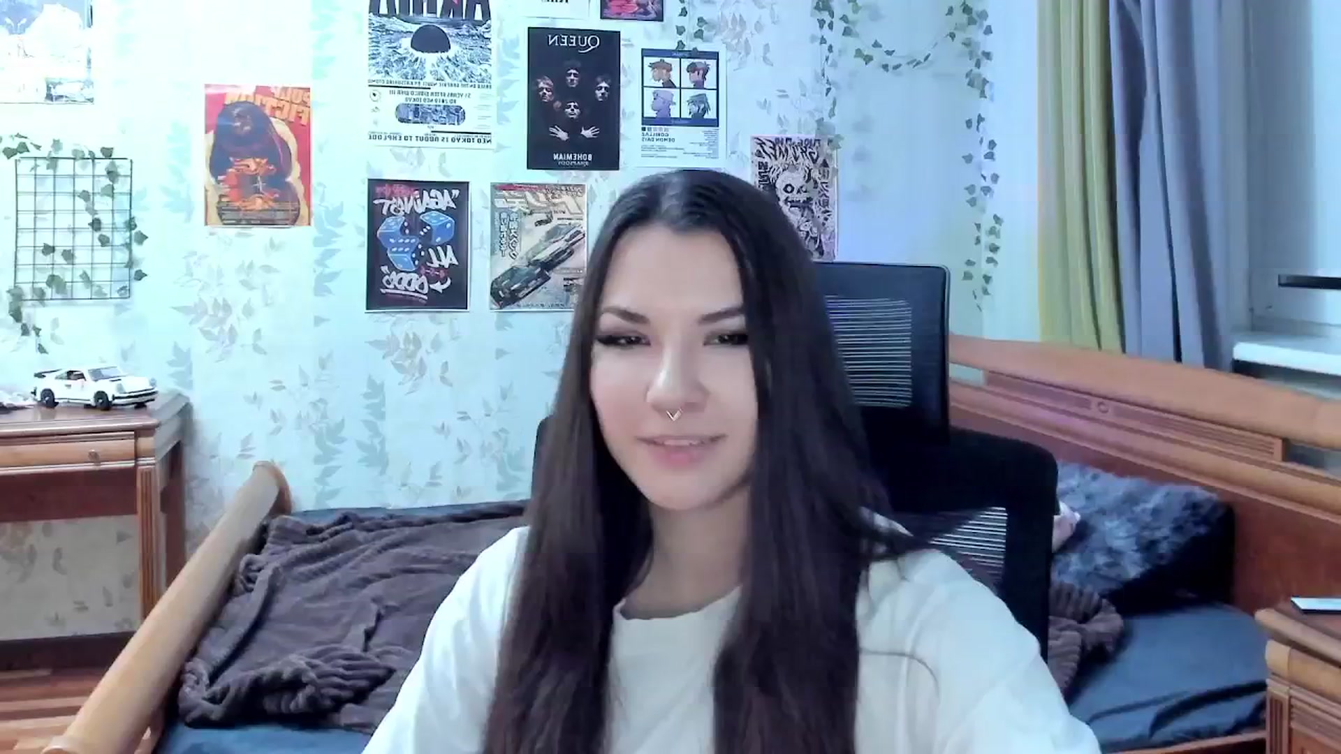 Gallery image thumbnail from AmnesiaGirl1's myfreecams stream on, 11/06/2025, 15:50 image 12 of 20