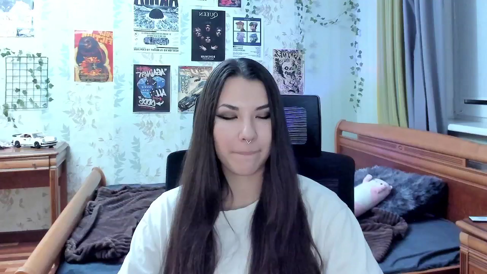 Gallery image thumbnail from AmnesiaGirl1's myfreecams stream on, 11/06/2025, 15:50 image 8 of 20