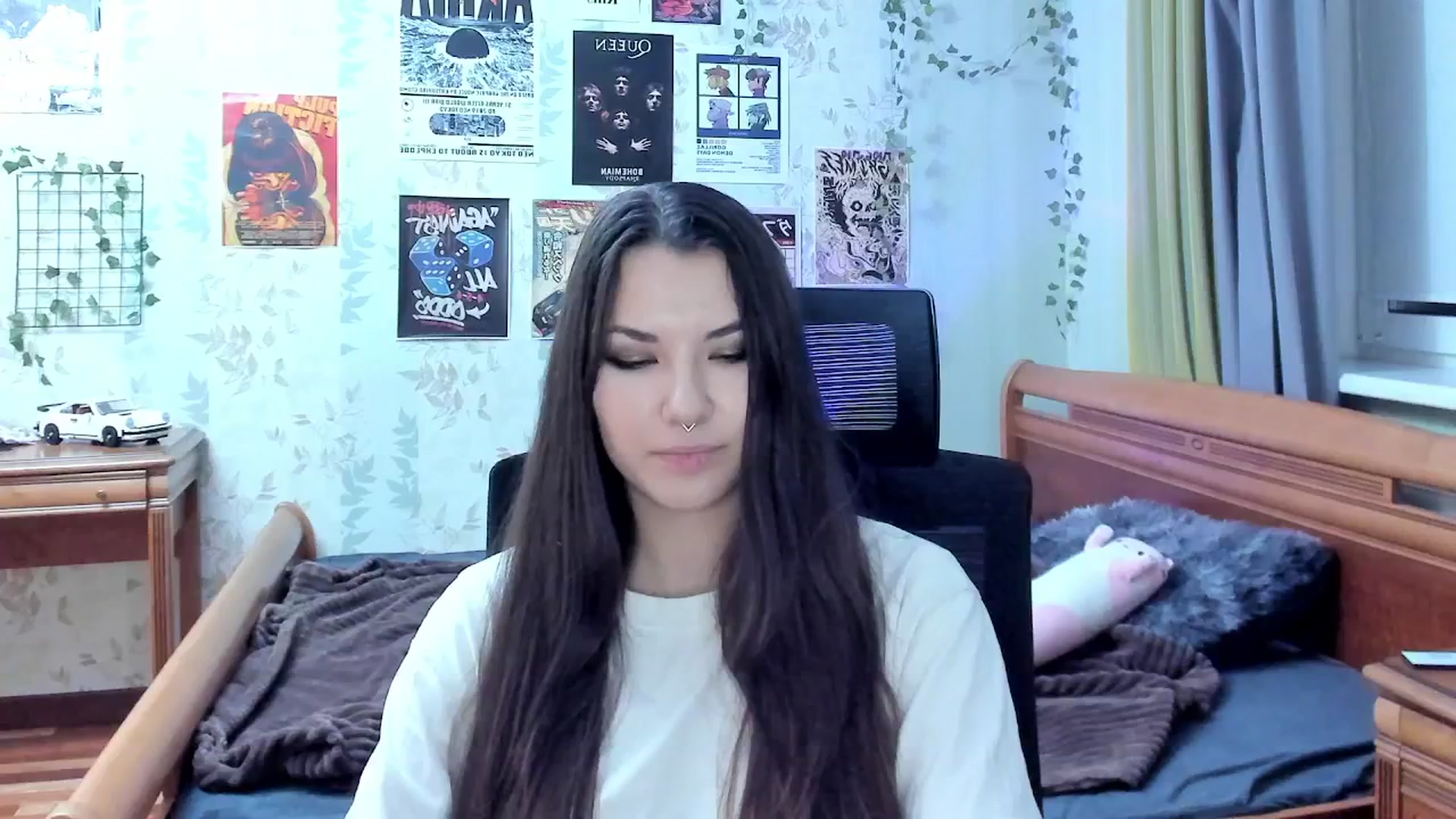 Gallery image thumbnail from AmnesiaGirl1's myfreecams stream on, 11/06/2025, 16:50 image 14 of 20