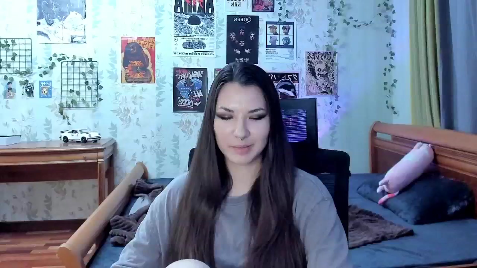 Gallery image thumbnail from AmnesiaGirl1's myfreecams stream on, 11/15/2025, 16:54 image 15 of 20