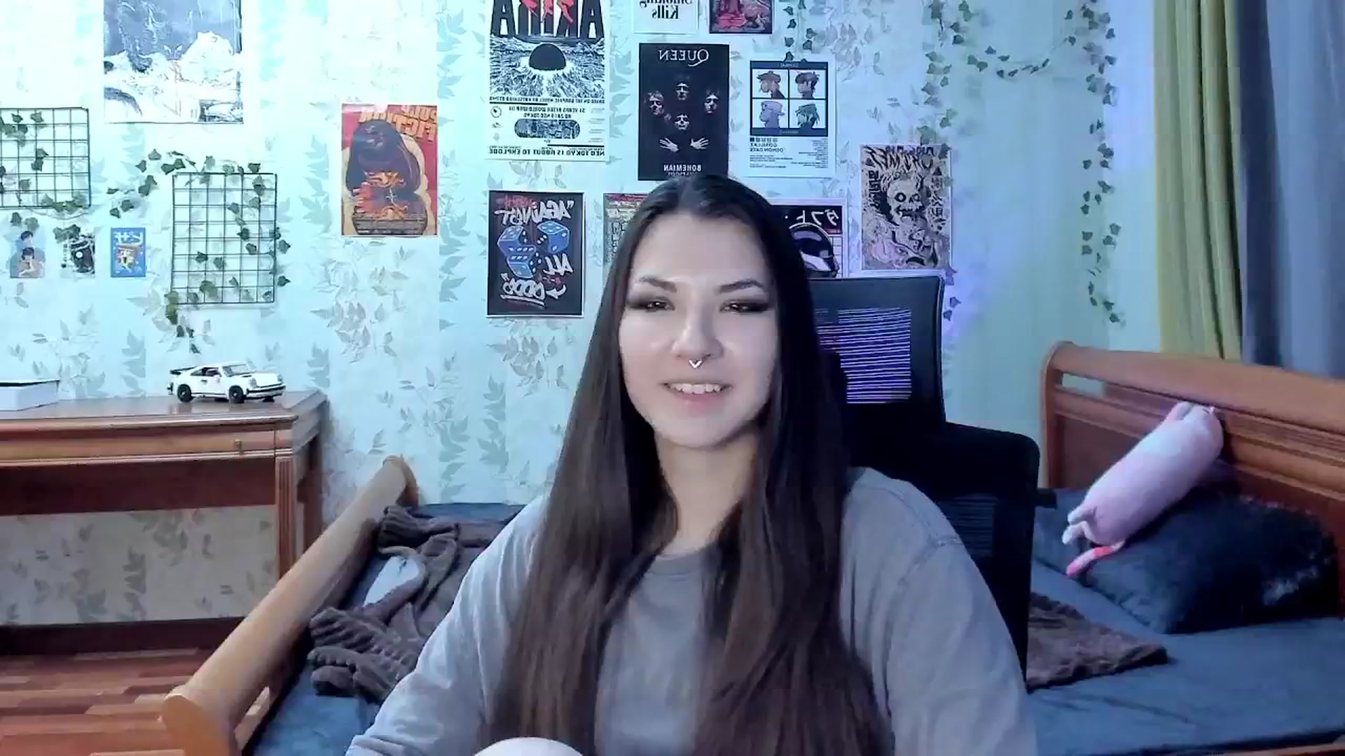 Gallery image thumbnail from AmnesiaGirl1's myfreecams stream on, 11/15/2025, 16:54 image 18 of 20