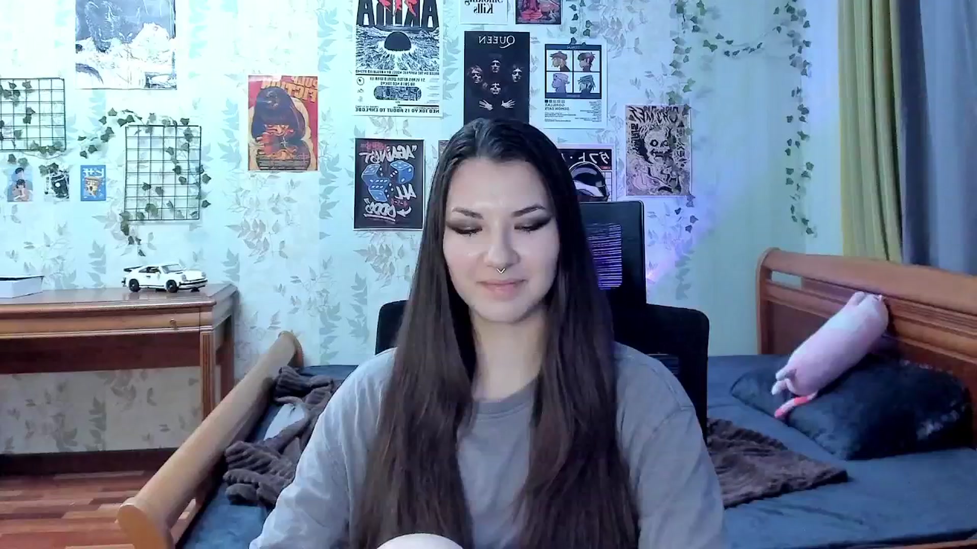 Gallery image thumbnail from AmnesiaGirl1's myfreecams stream on, 11/15/2025, 16:54 image 5 of 20
