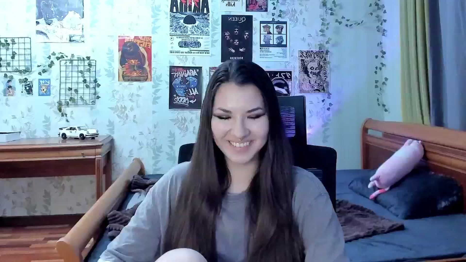 Gallery image thumbnail from AmnesiaGirl1's myfreecams stream on, 11/15/2025, 16:54 image 13 of 20