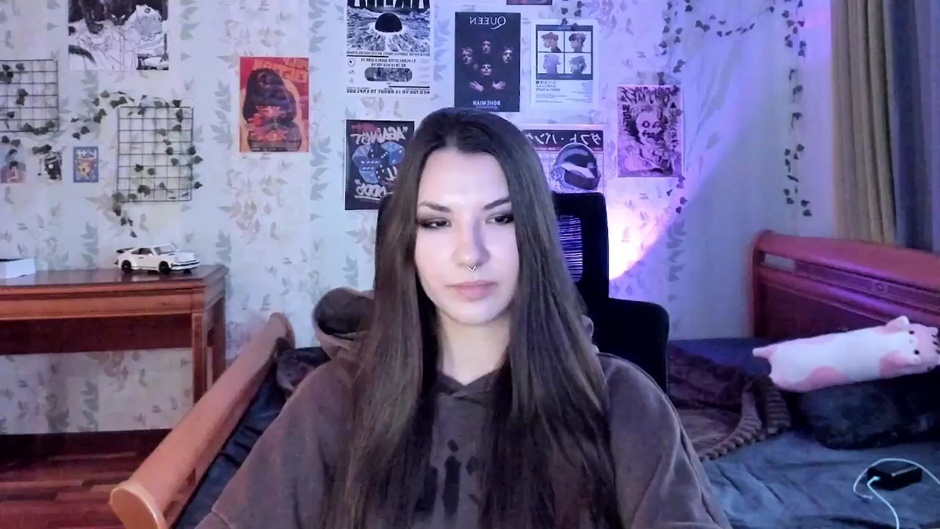 Gallery image thumbnail from AmnesiaGirl1's myfreecams stream on, 11/17/2025, 12:33 image 1 of 20