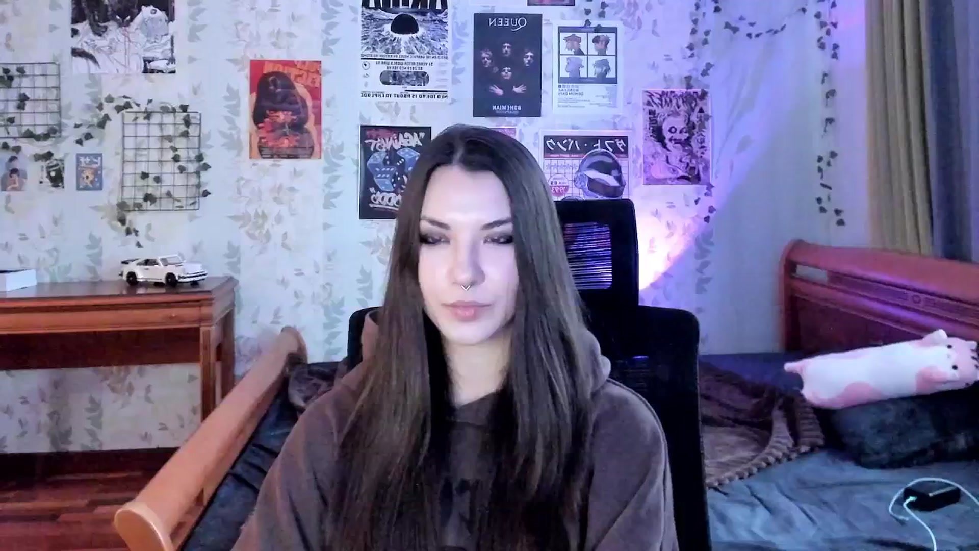 Gallery image thumbnail from AmnesiaGirl1's myfreecams stream on, 11/17/2025, 12:33 image 20 of 20
