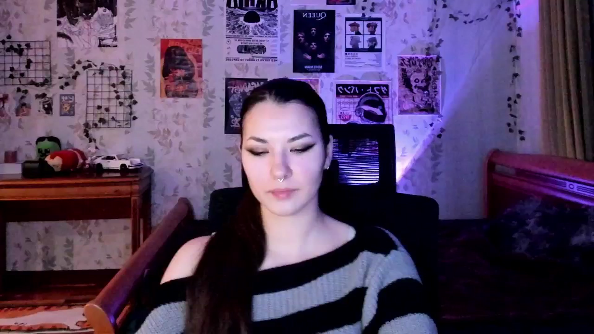 Gallery image thumbnail from AmnesiaGirl1's myfreecams stream on, 12/19/2025, 20:22 image 9 of 20