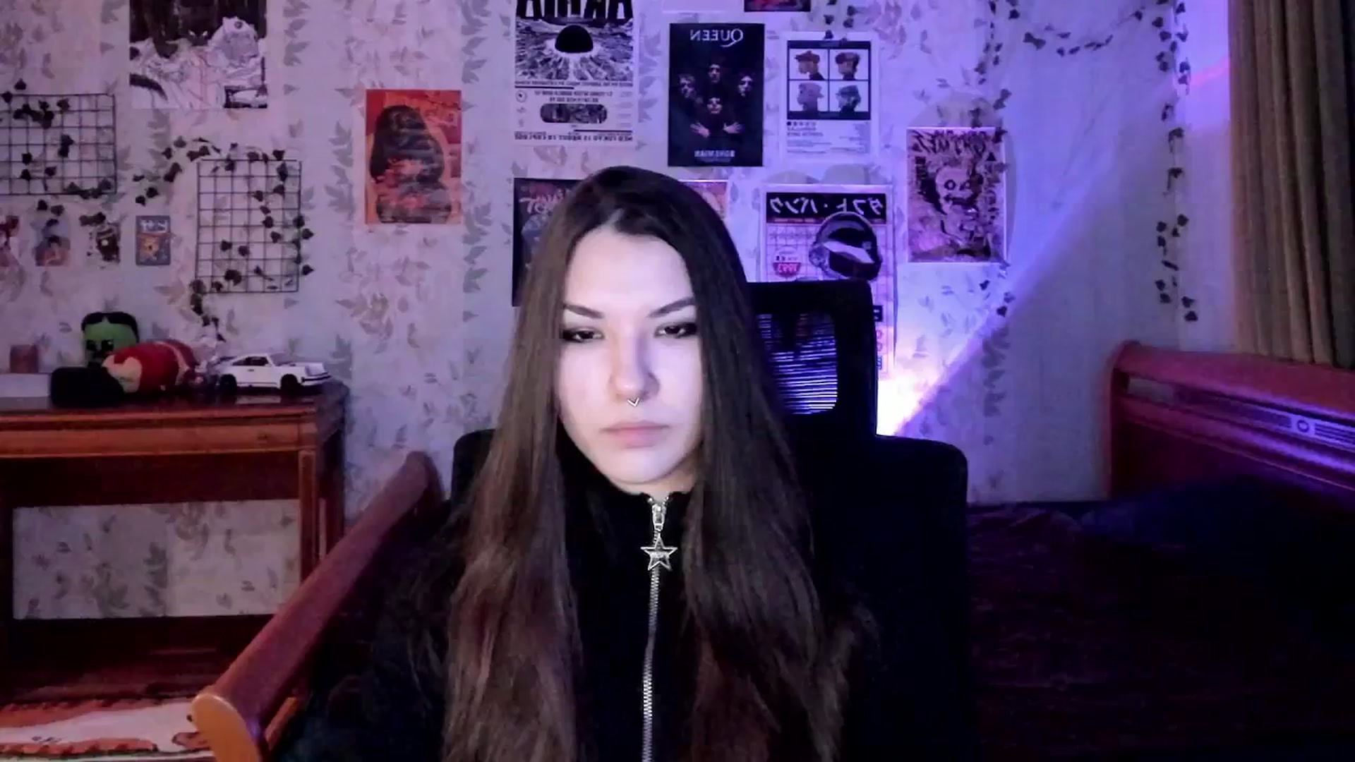 Gallery image thumbnail from AmnesiaGirl1's myfreecams stream on, 12/20/2025, 16:14 image 9 of 20