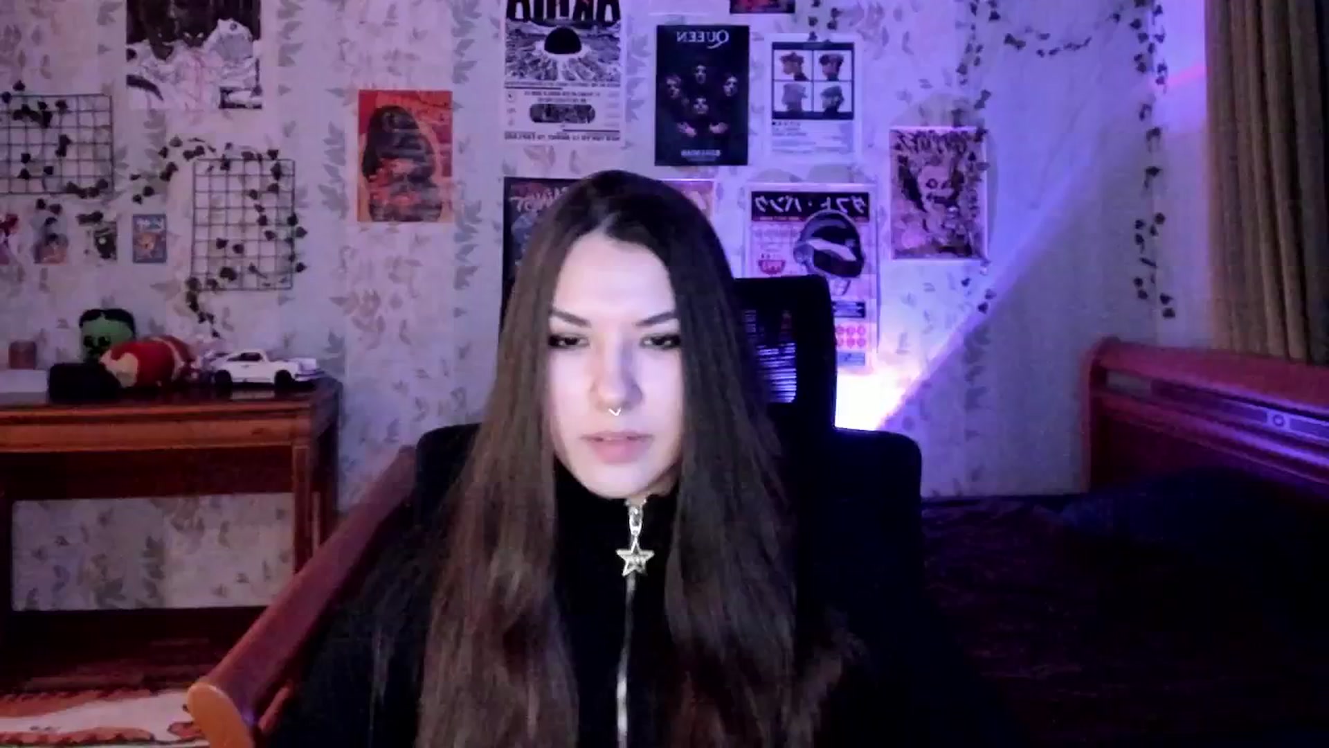 Gallery image thumbnail from AmnesiaGirl1's myfreecams stream on, 12/20/2025, 16:14 image 20 of 20
