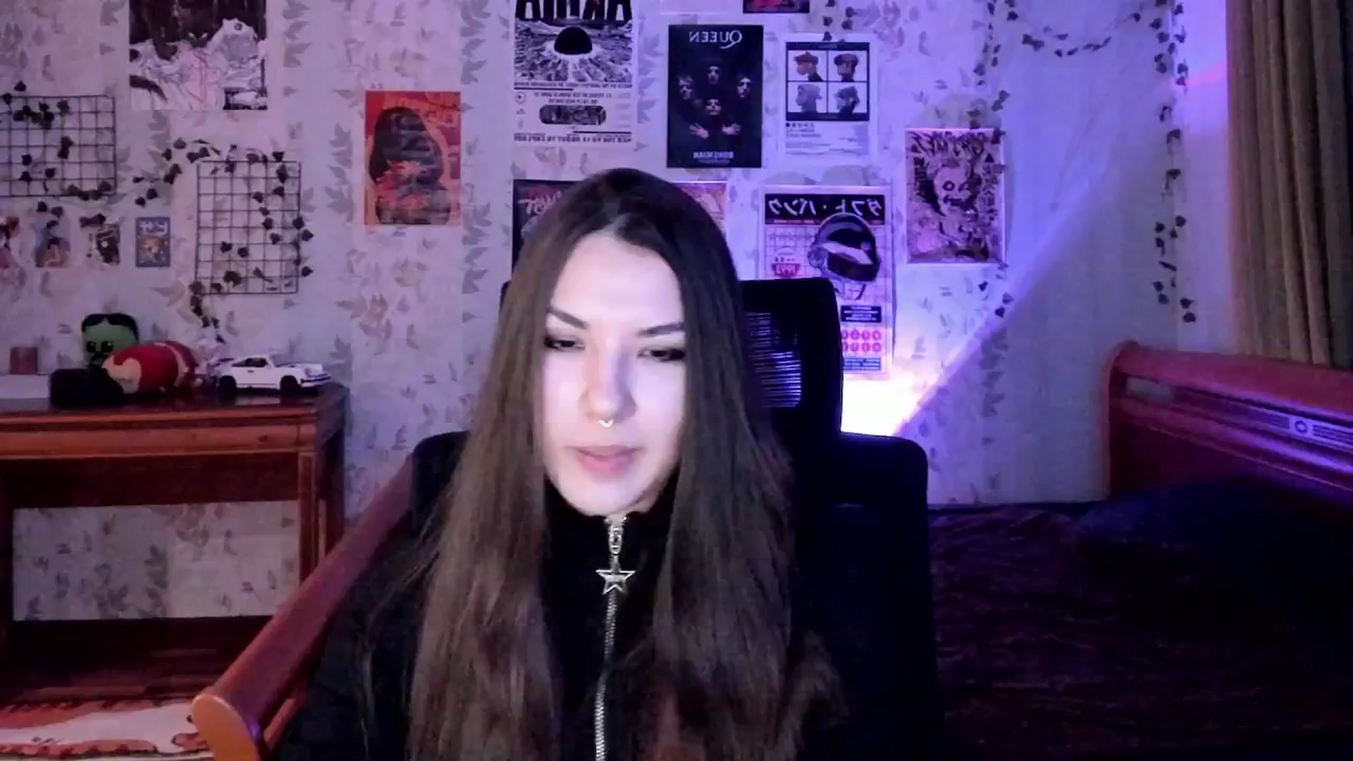 Gallery image thumbnail from AmnesiaGirl1's myfreecams stream on, 12/20/2025, 16:14 image 18 of 20