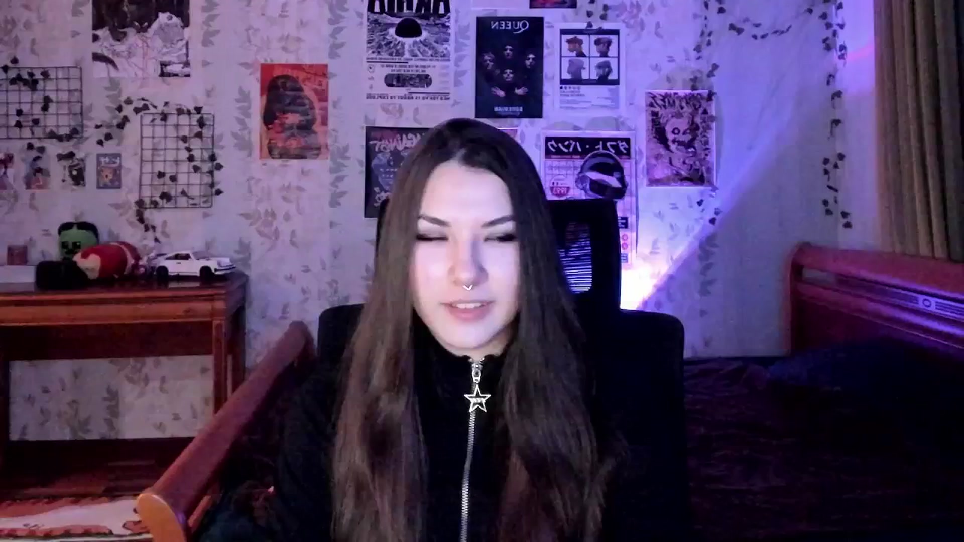 Gallery image thumbnail from AmnesiaGirl1's myfreecams stream on, 12/20/2025, 16:14 image 4 of 20