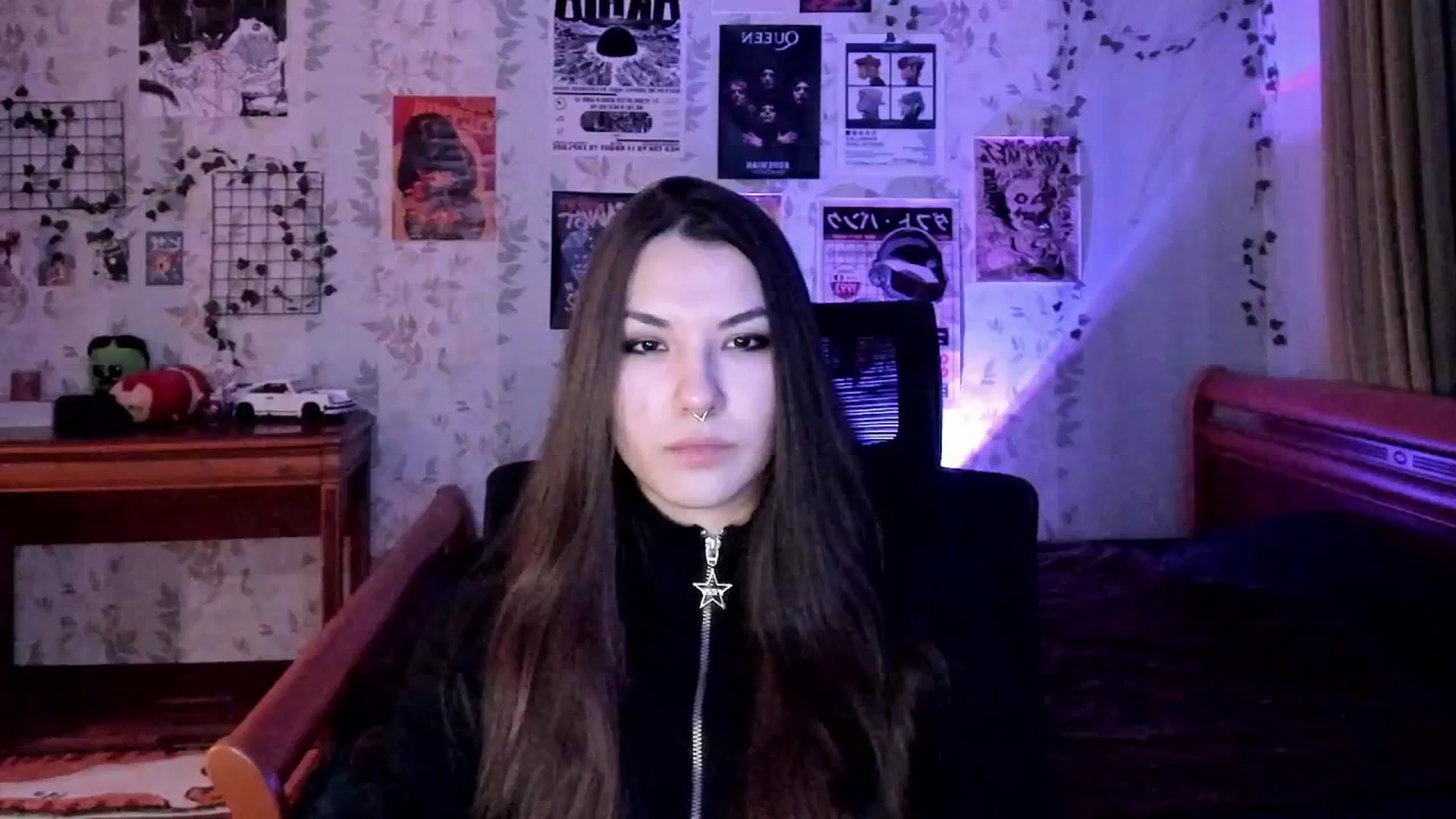 Gallery image thumbnail from AmnesiaGirl1's myfreecams stream on, 12/20/2025, 16:14 image 8 of 20