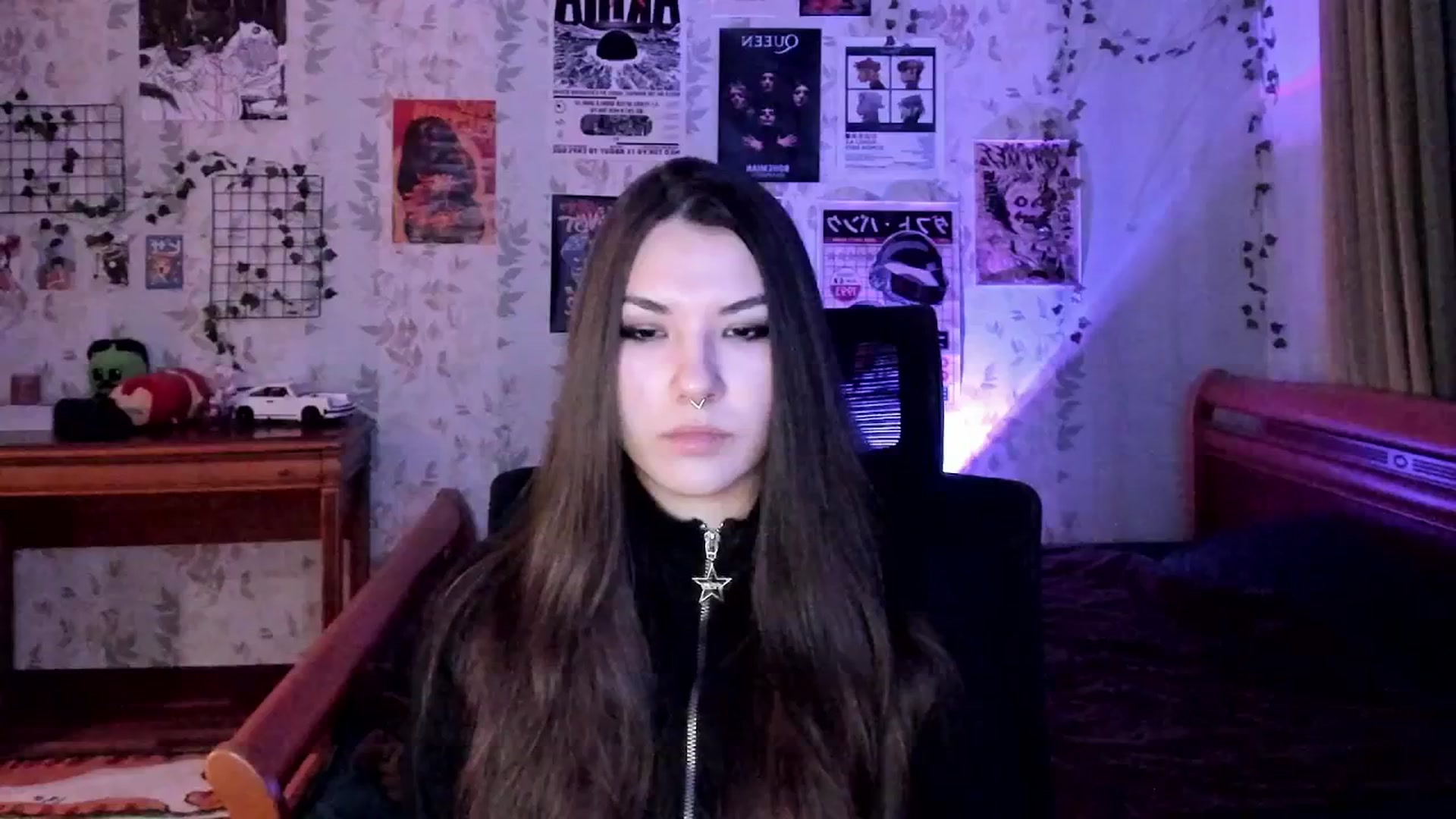 Gallery image thumbnail from AmnesiaGirl1's myfreecams stream on, 12/20/2025, 16:39 image 3 of 20