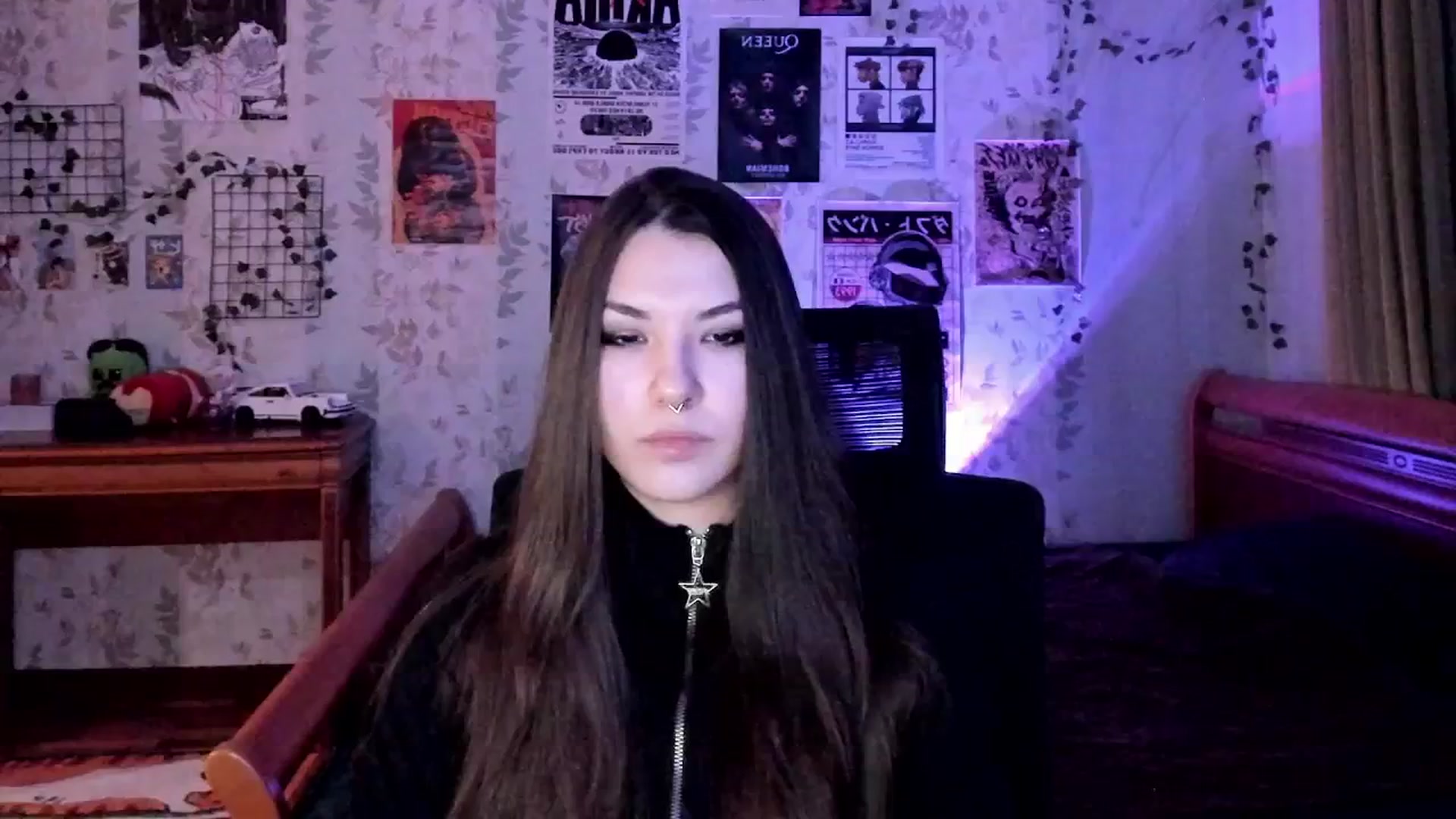 Gallery image thumbnail from AmnesiaGirl1's myfreecams stream on, 12/20/2025, 16:39 image 5 of 20